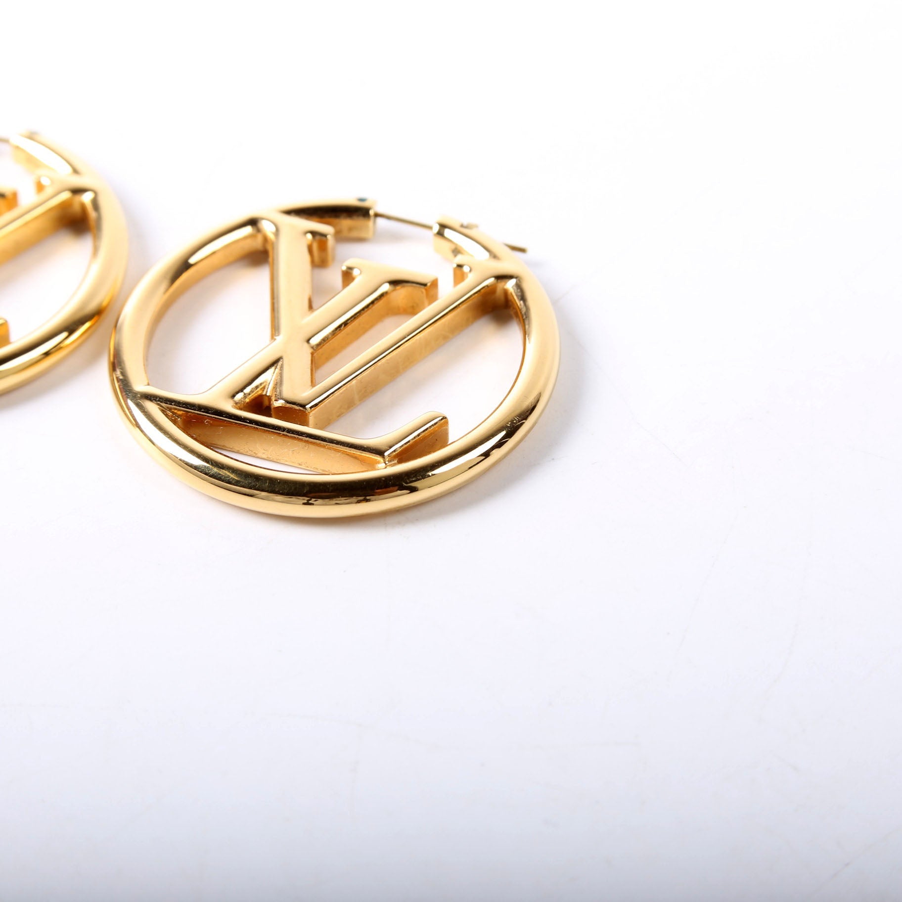 Louise Hoops GM Gold