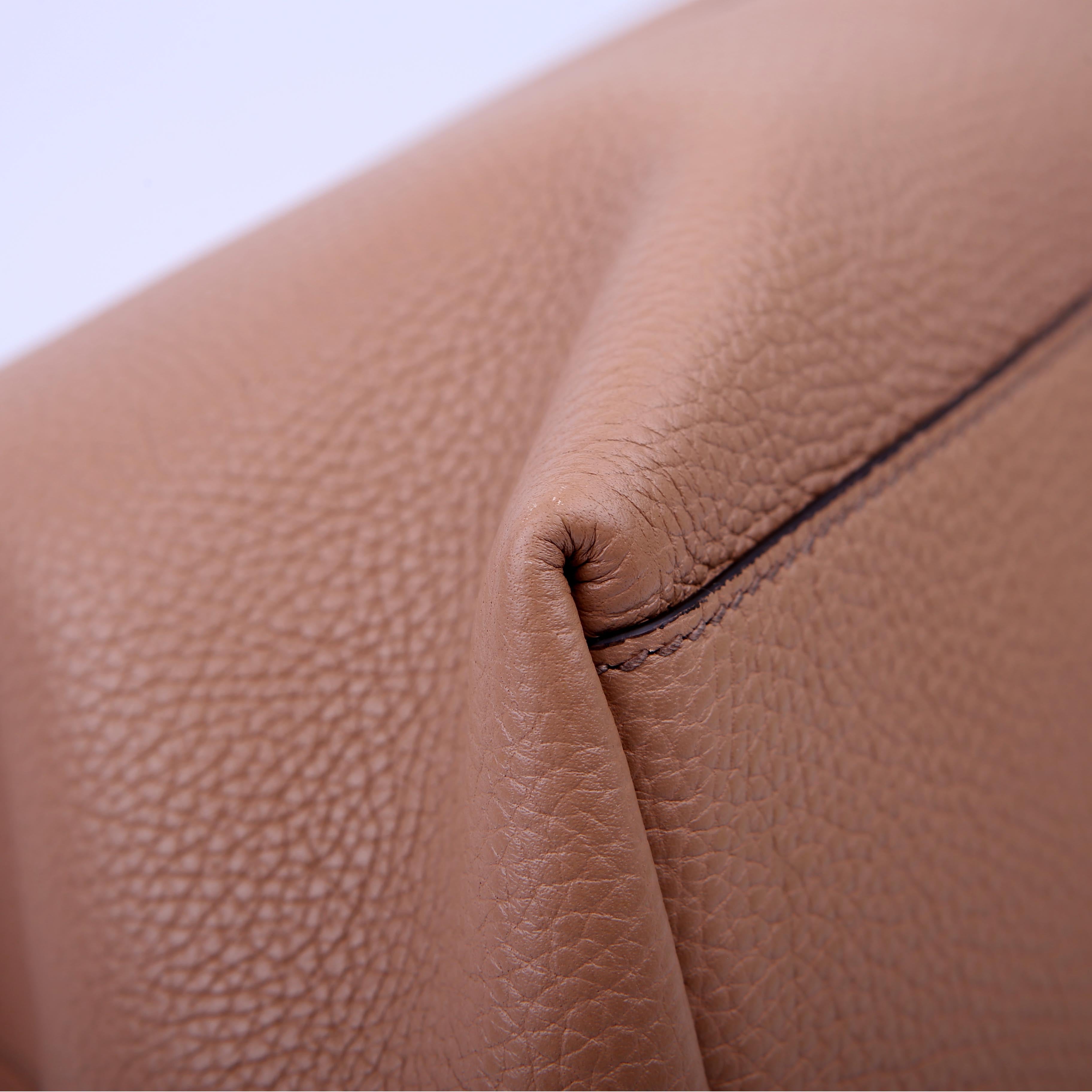 Gucci 536196 Soho Chain Tote Newer Tan