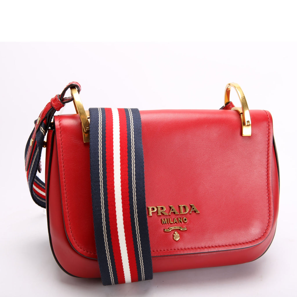 Pionnere Shoulder Bag Red