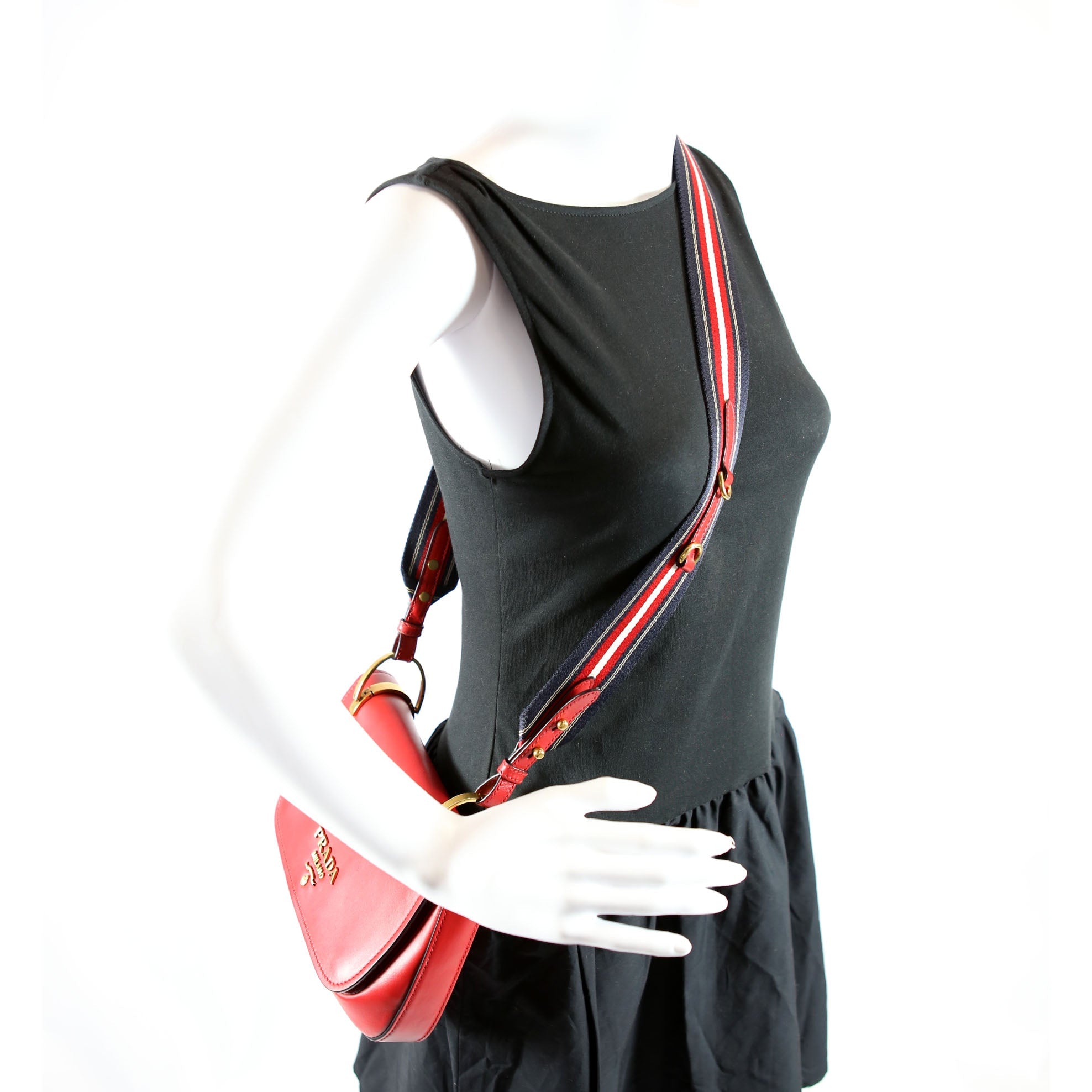 Pionnere Shoulder Bag Red