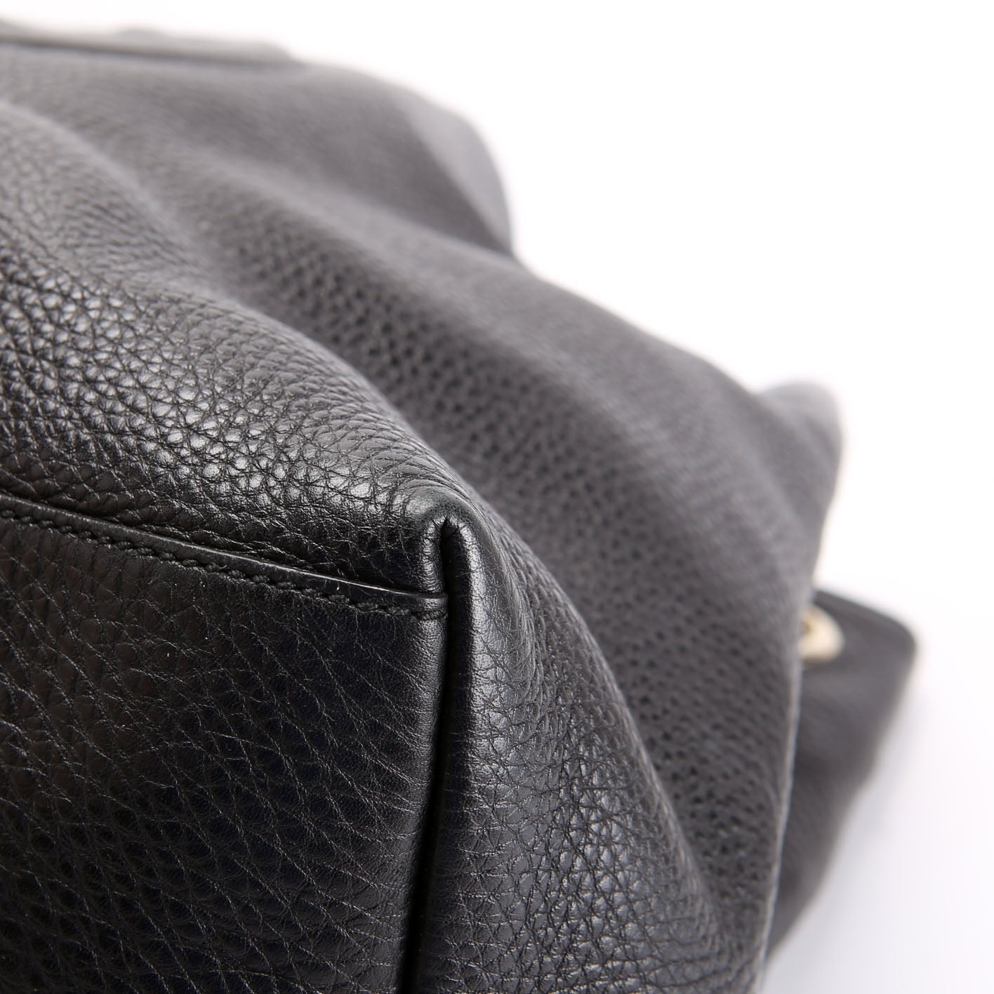 310306 Soho Leather Shoulder Large Black