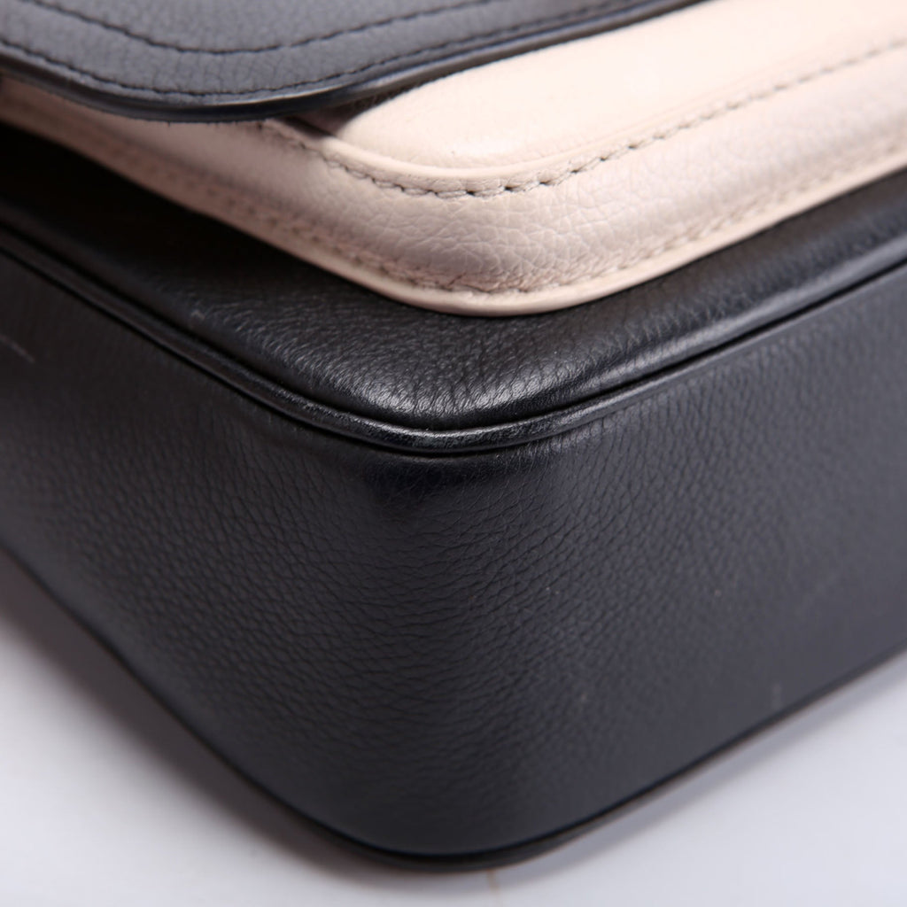 Lockme Tender Supple Calfskin Black/Cream