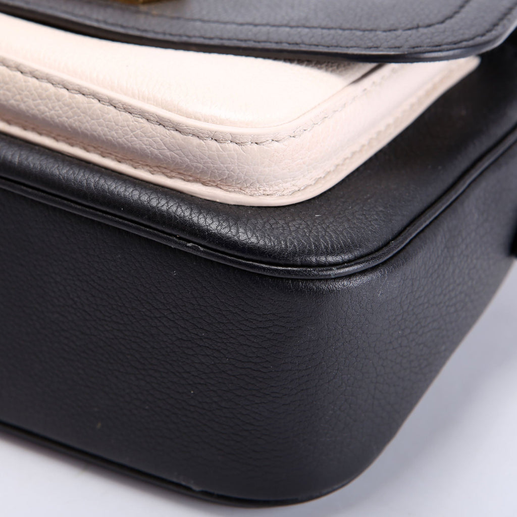 Lockme Tender Supple Calfskin Black/Cream