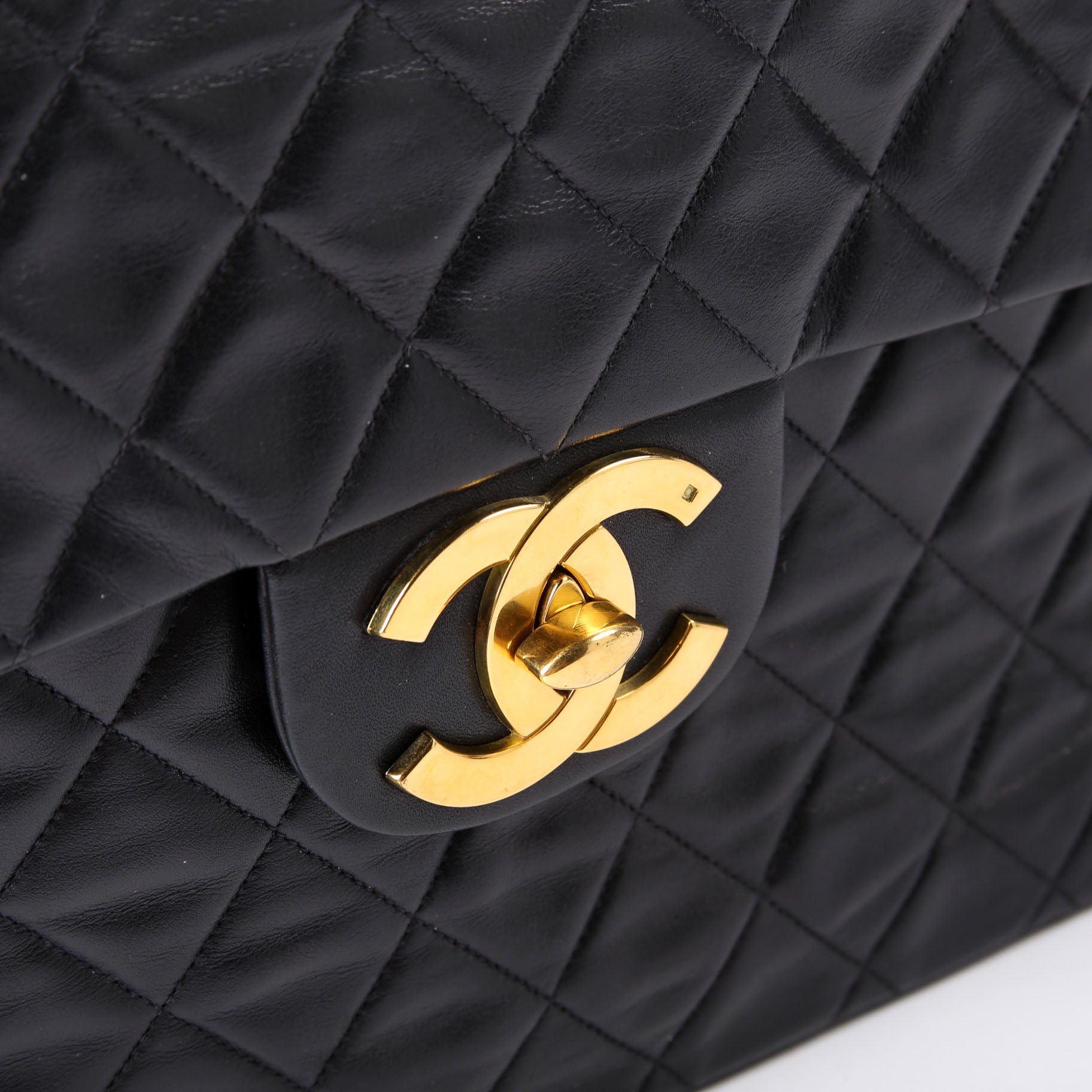 Classic Flap XL Jumbo Lambskin Black