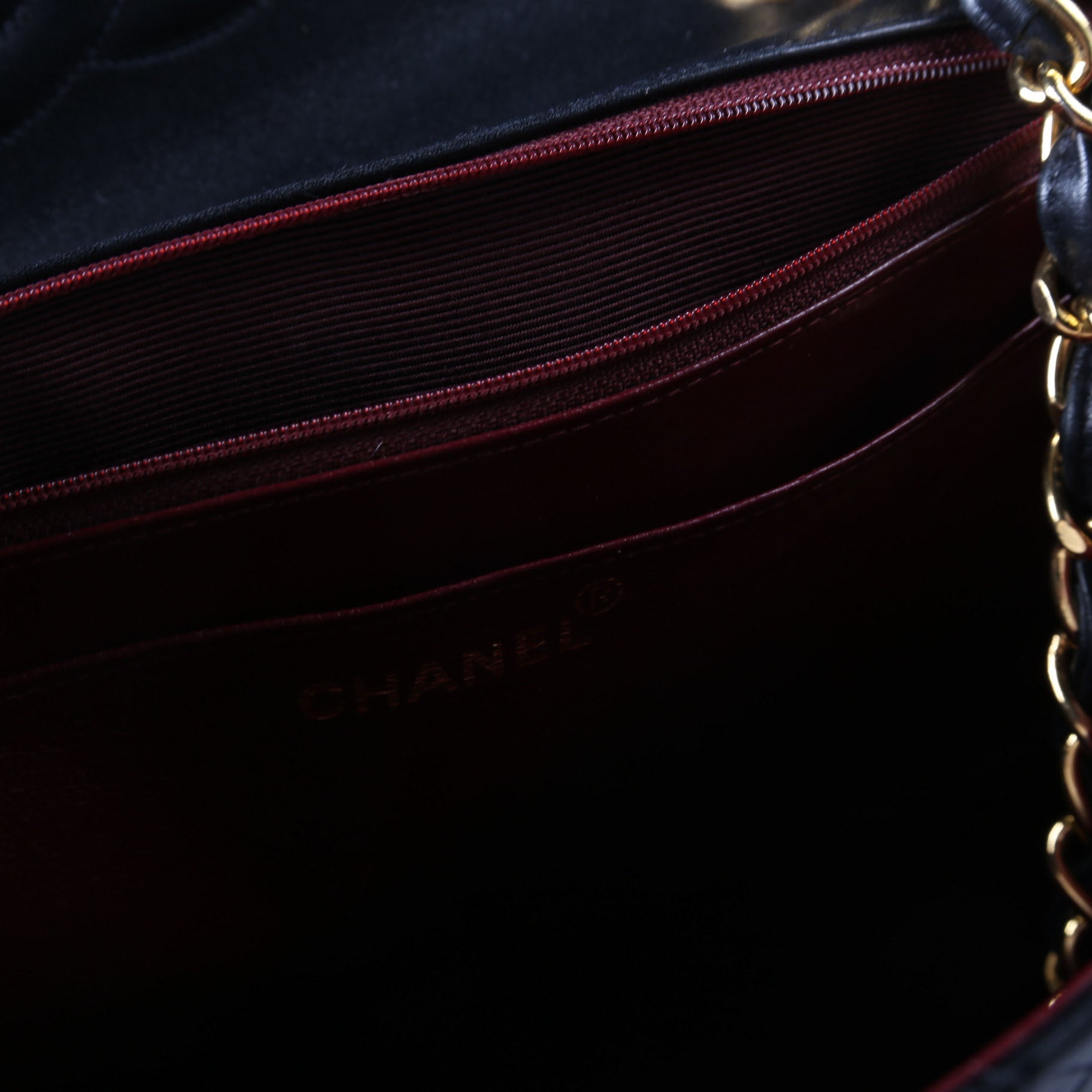 Classic Flap XL Jumbo Lambskin Black