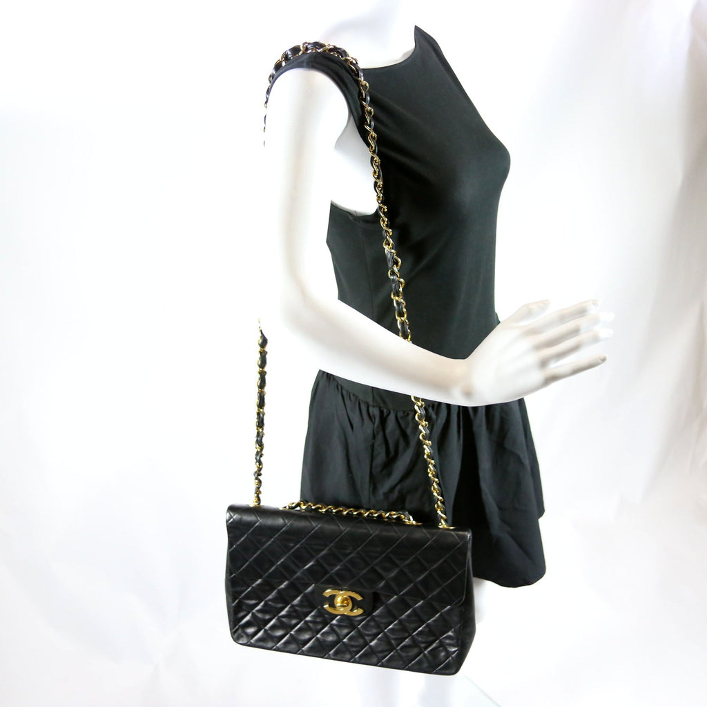Classic Flap XL Jumbo Lambskin Black