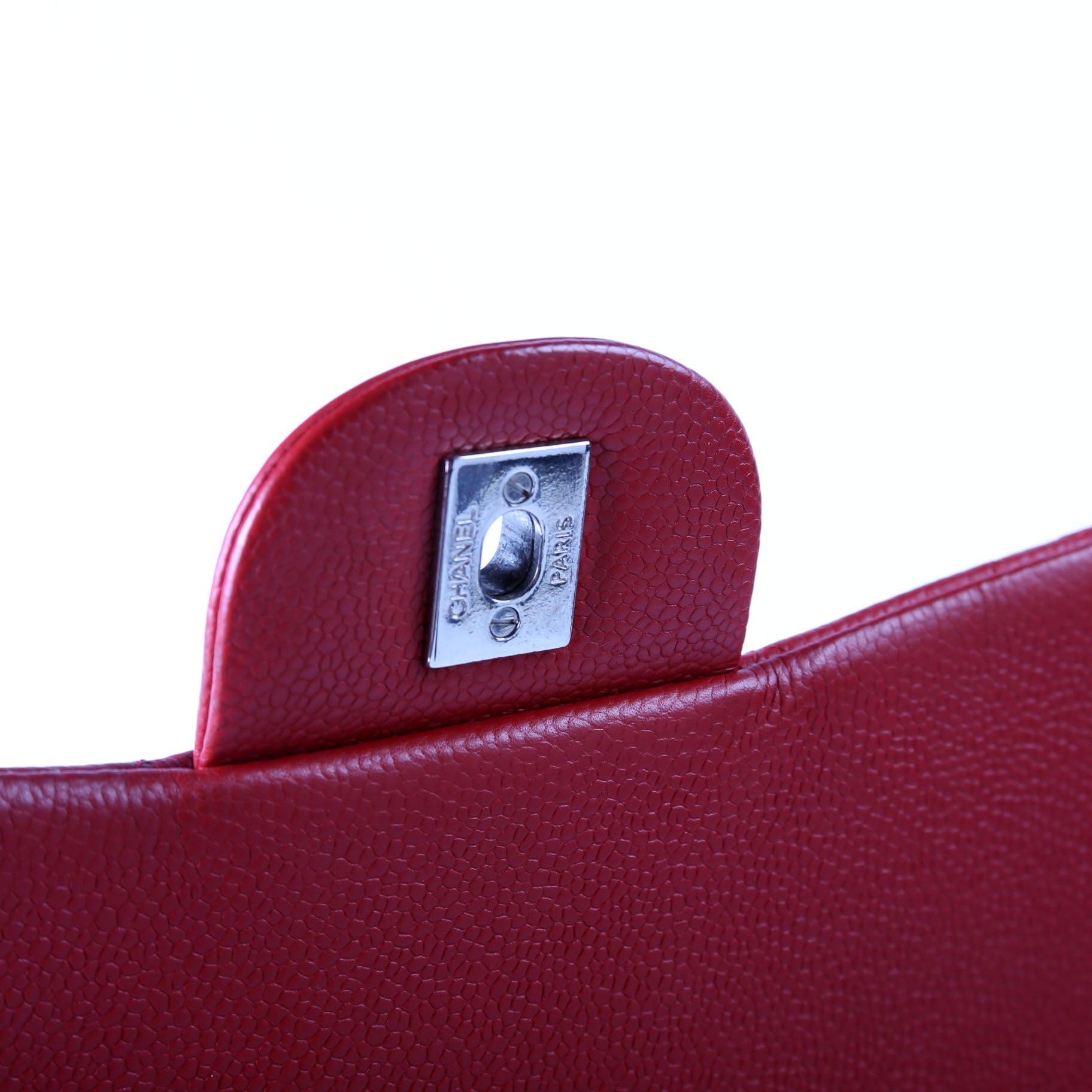 Classic Flap Max Caviar 18M Red