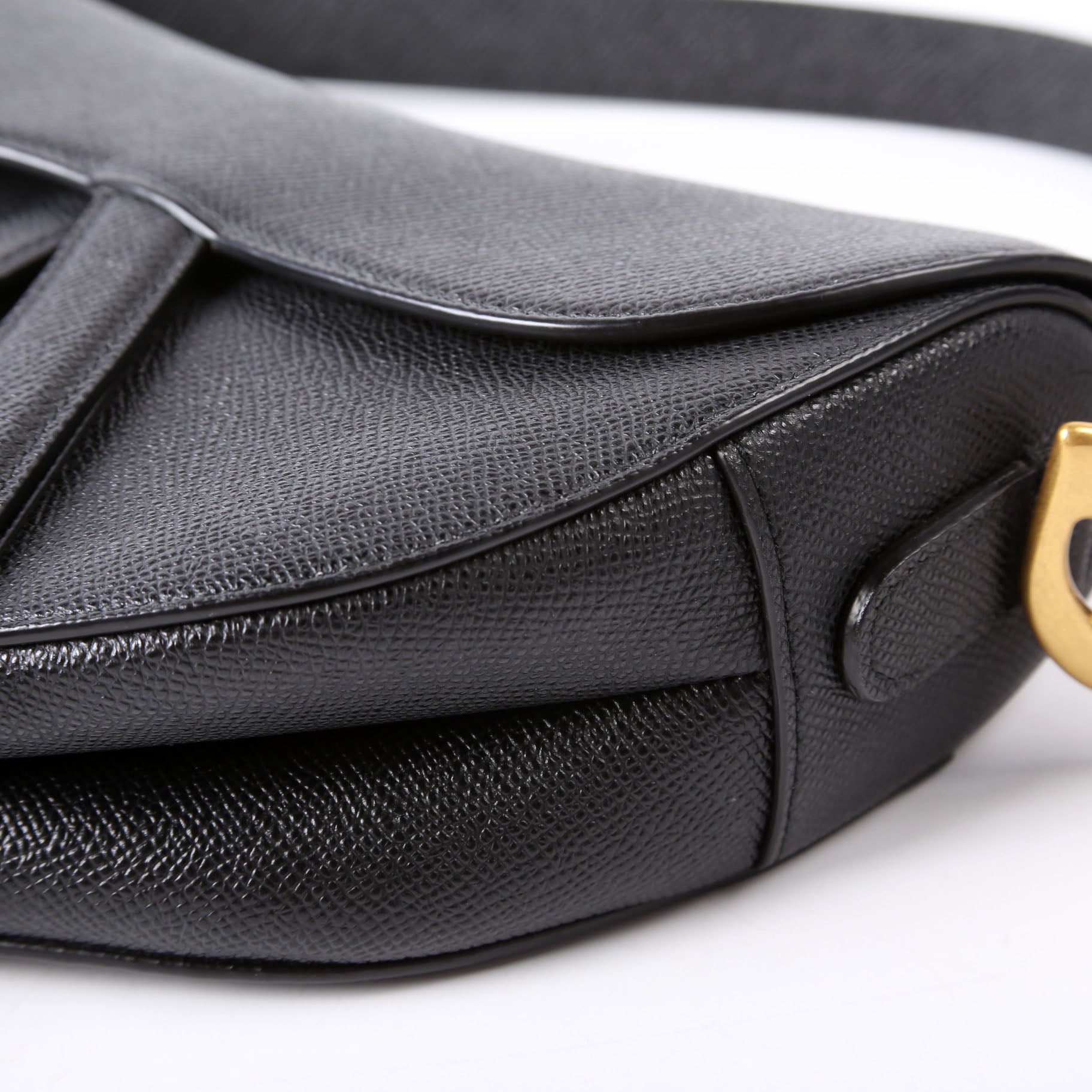 Saddle Bag With Strap Grained Leather Black