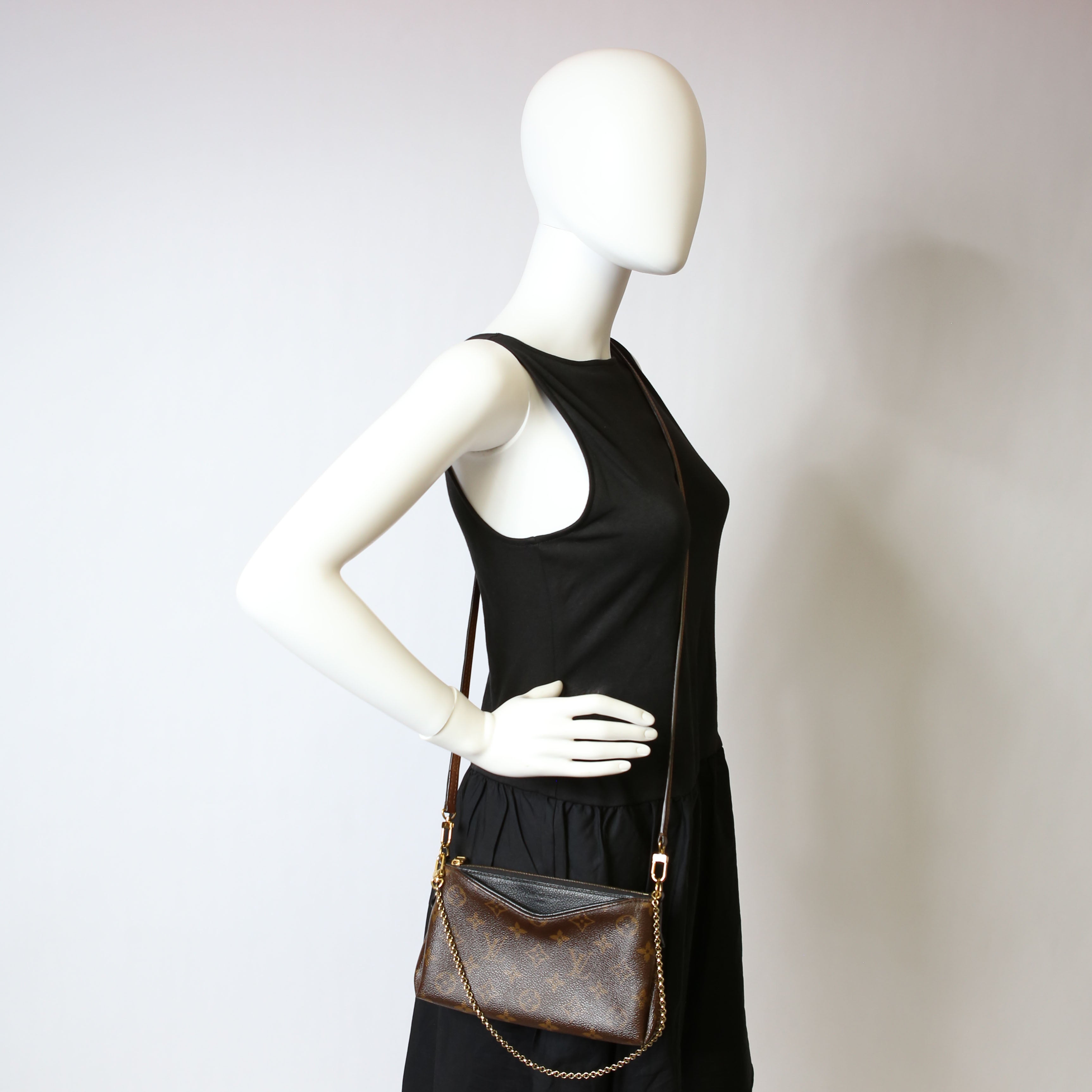 Pallas Clutch Monogram Brown/Black