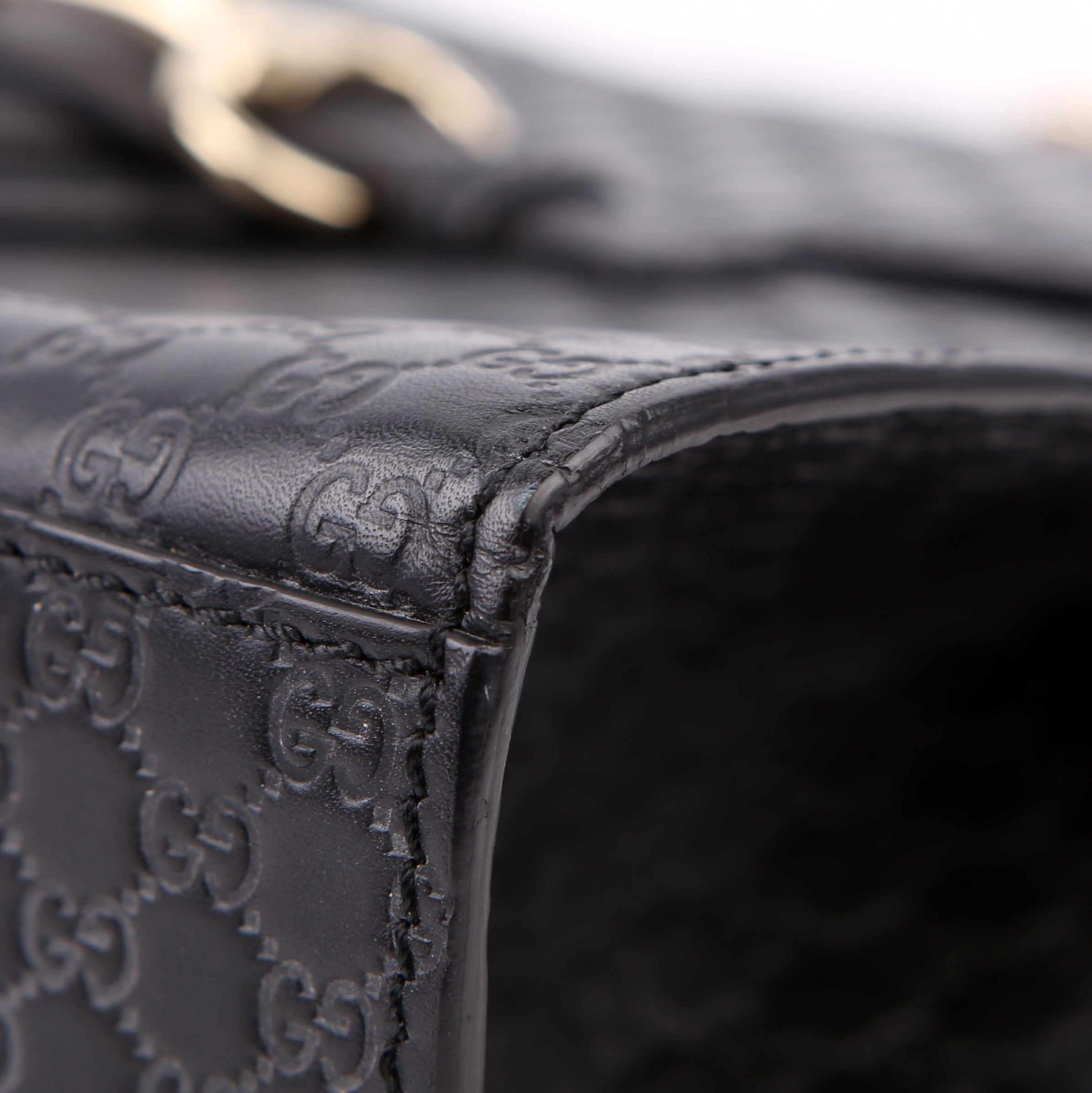 449635 Emily Micro Medium Chain Black