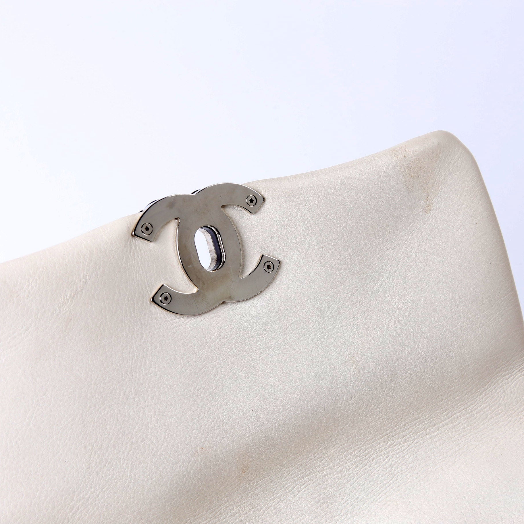 Quilted Lambskin 19 Small Flap RFID White