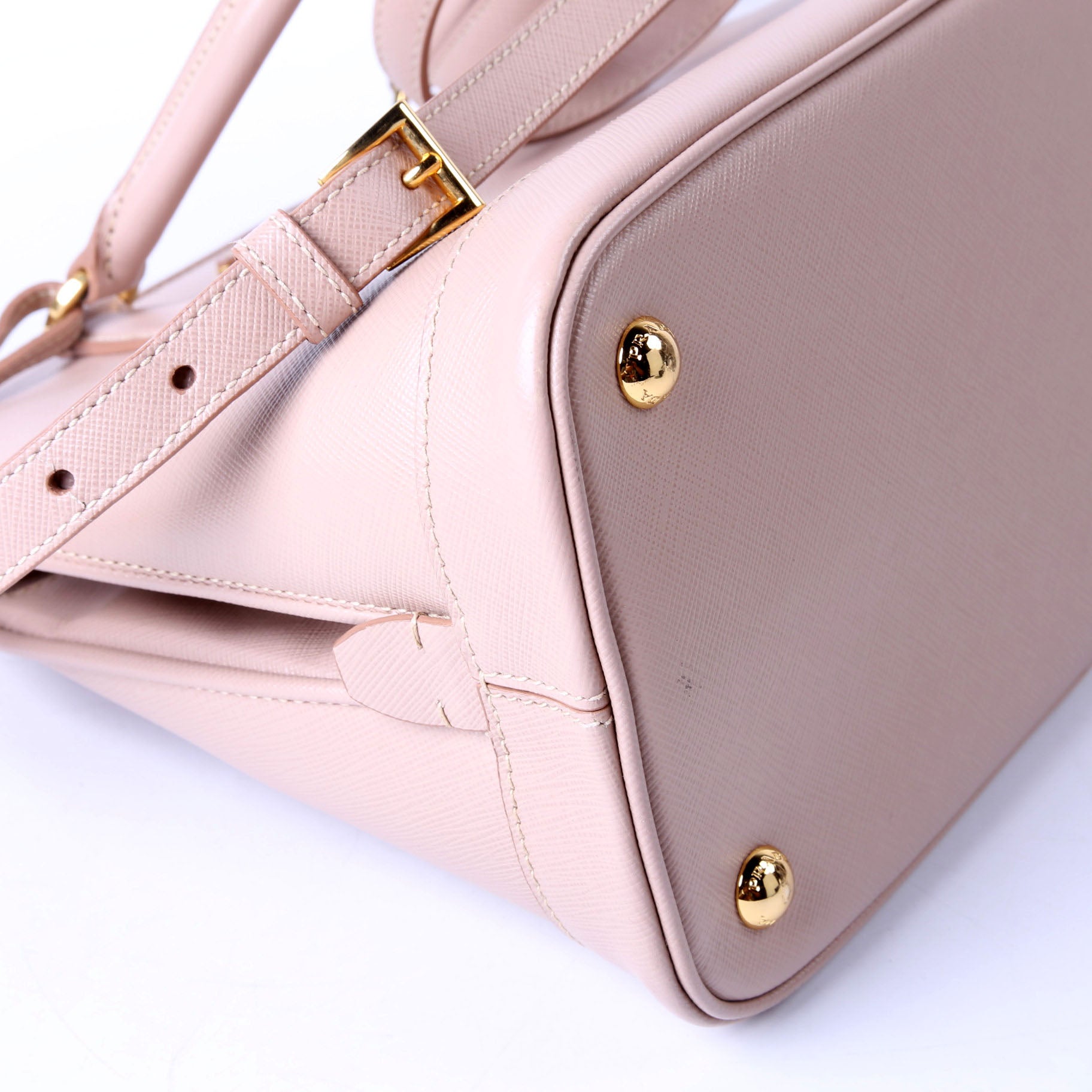 Saffiano Lux Promenade Medium BL0837 Nude