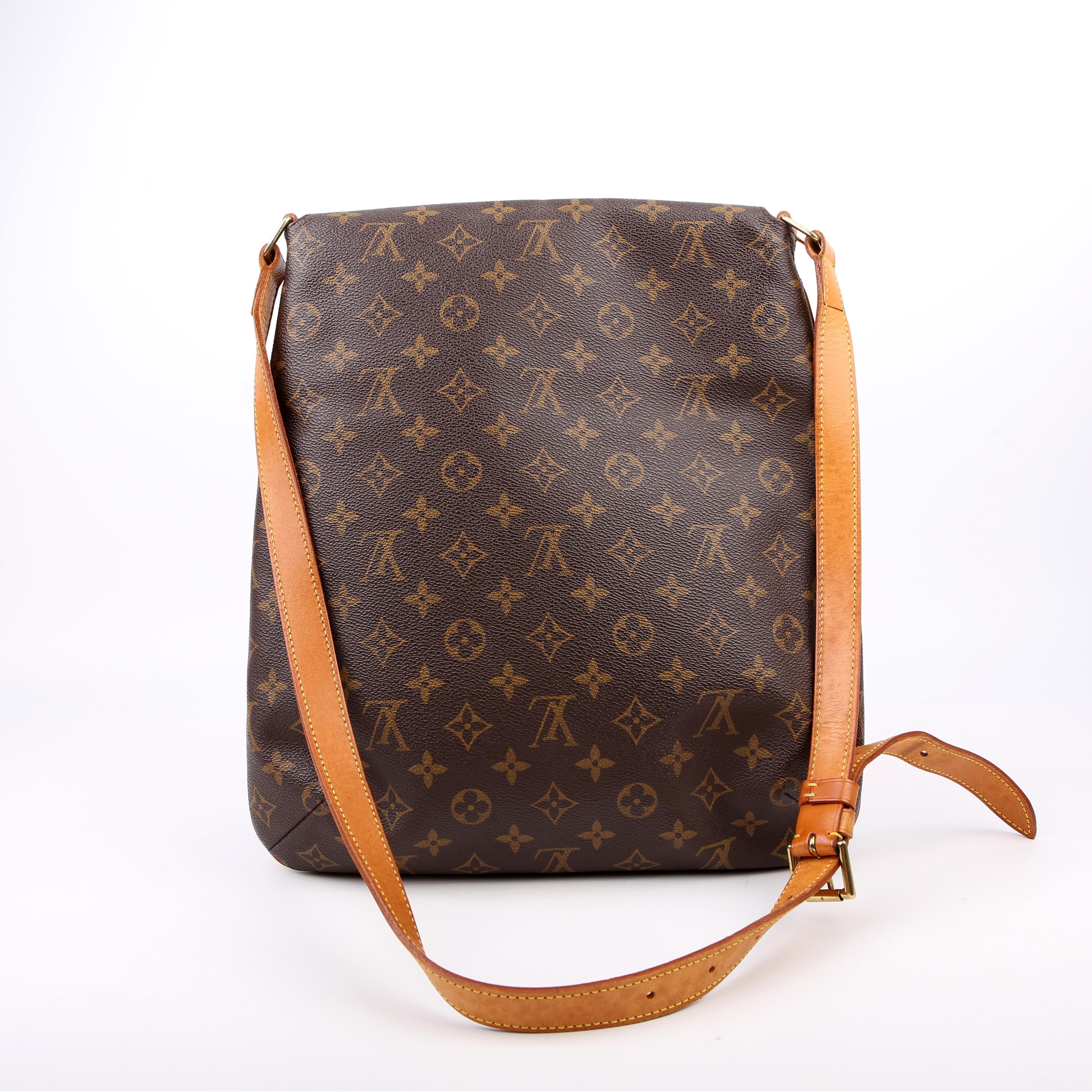 Musette Messenger Monogram