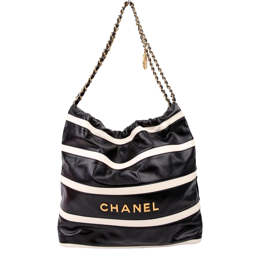Chanel 22 Quilted Small Hobo RFID Black/White