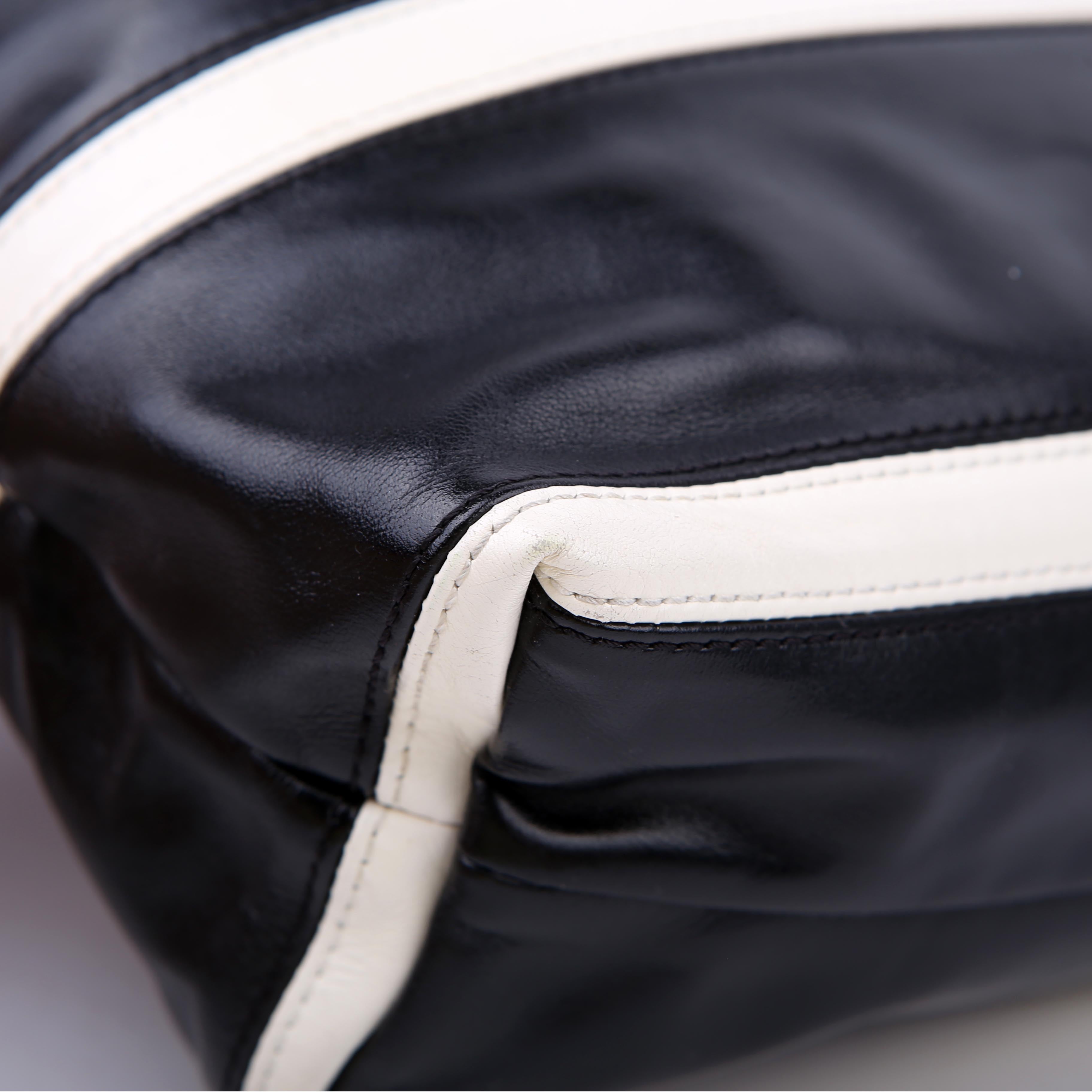 Chanel 22 Quilted Small Hobo RFID Black/White