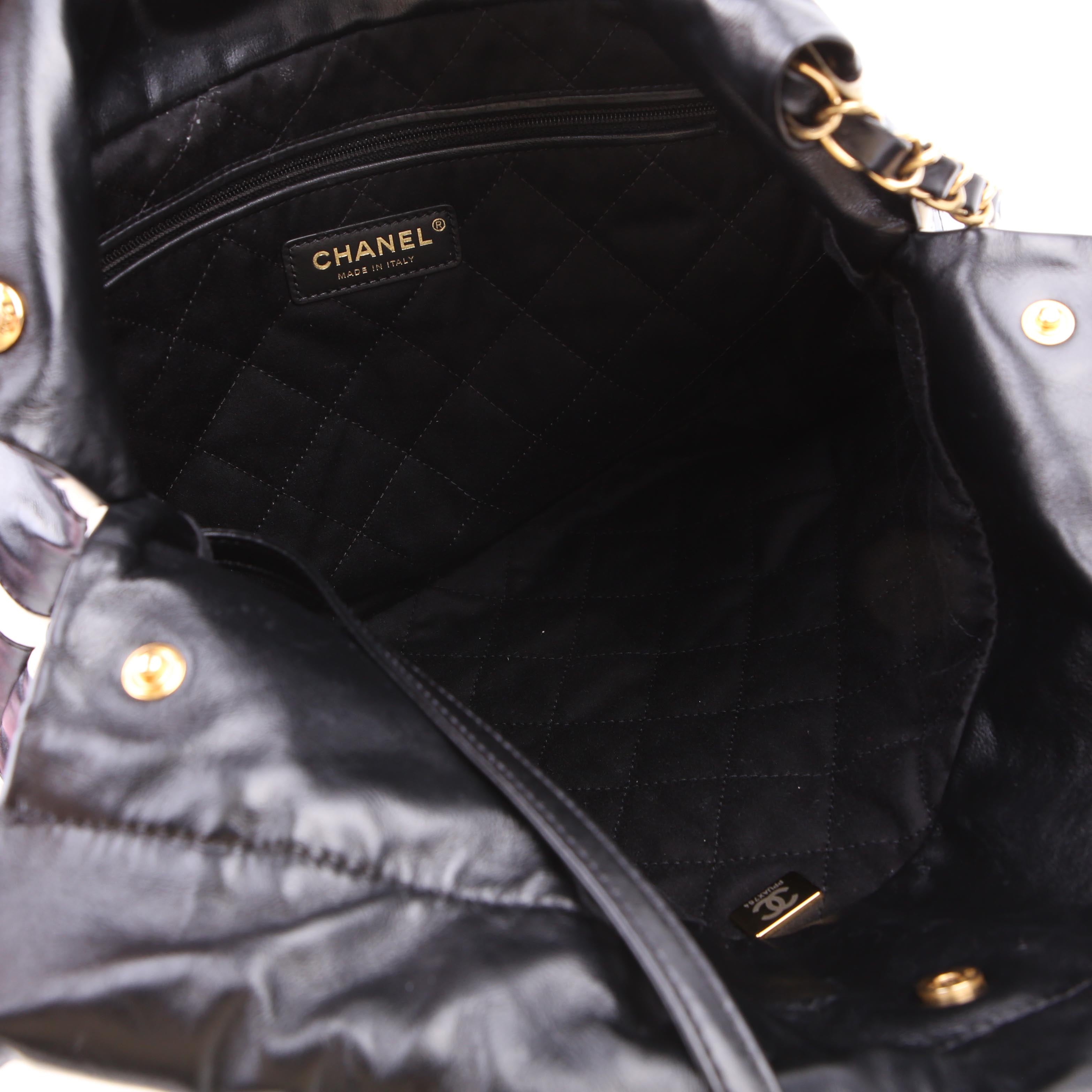 Chanel 22 Quilted Small Hobo RFID Black/White