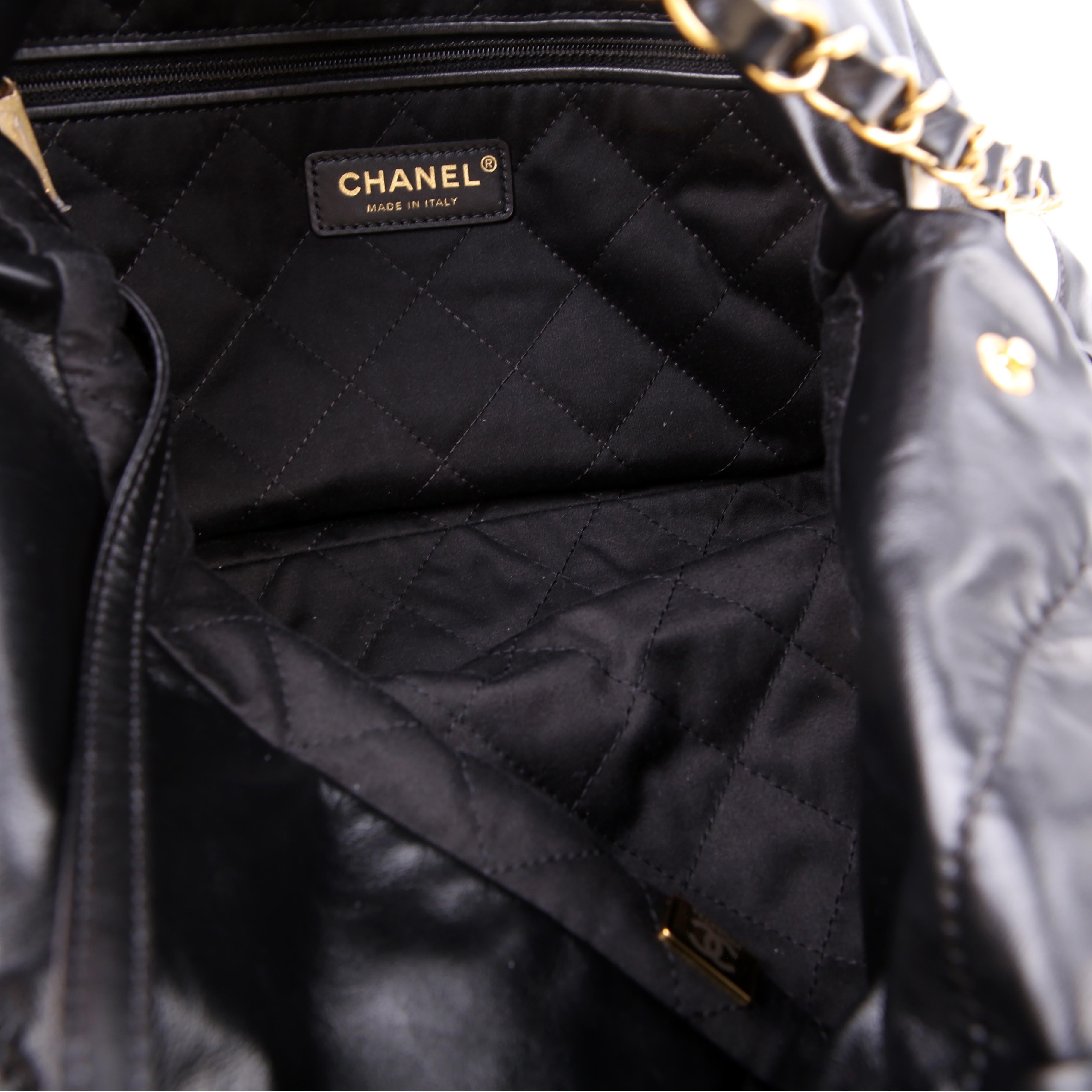 Chanel 22 Quilted Small Hobo RFID Black/White