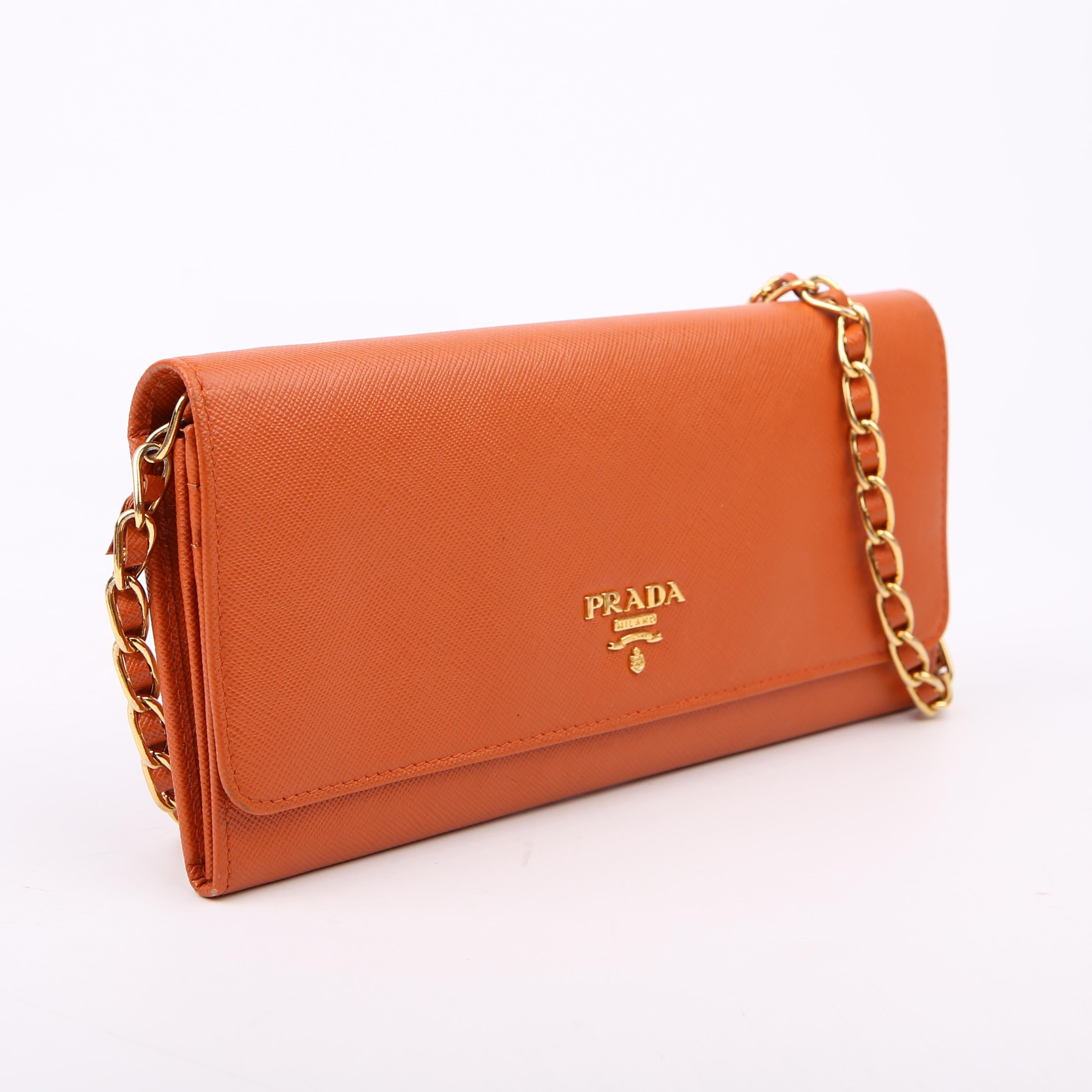Saffiano Oro Wallet On Chain Orange