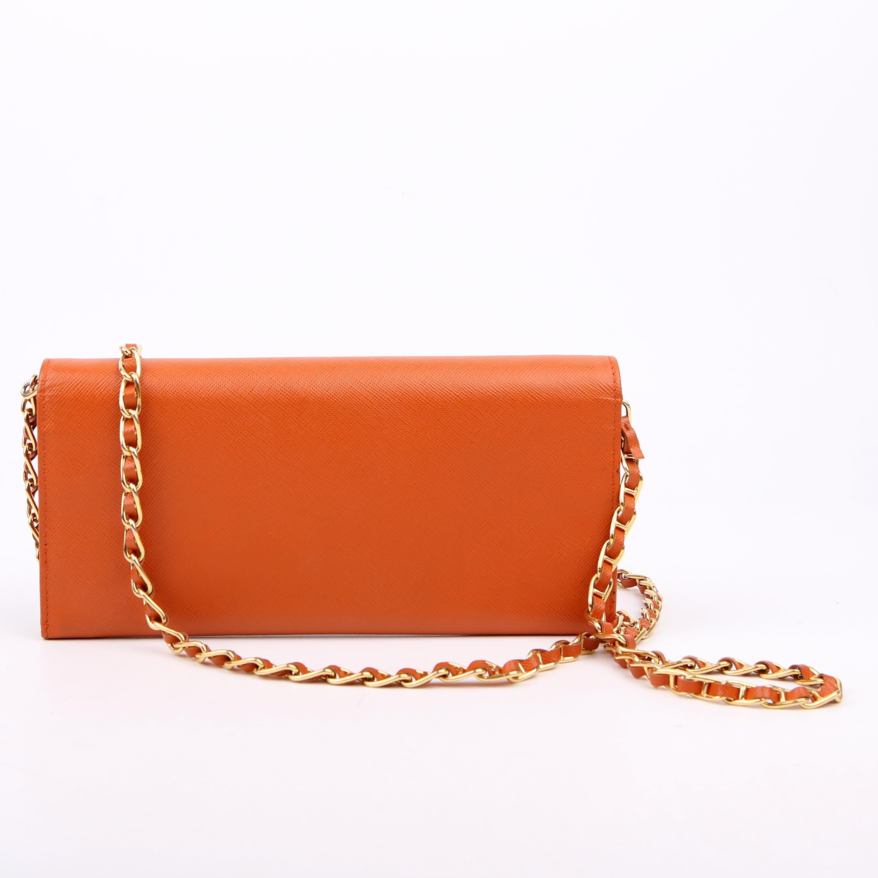 Saffiano Oro Wallet On Chain Orange