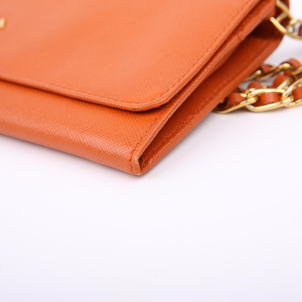 Saffiano Oro Wallet On Chain Orange