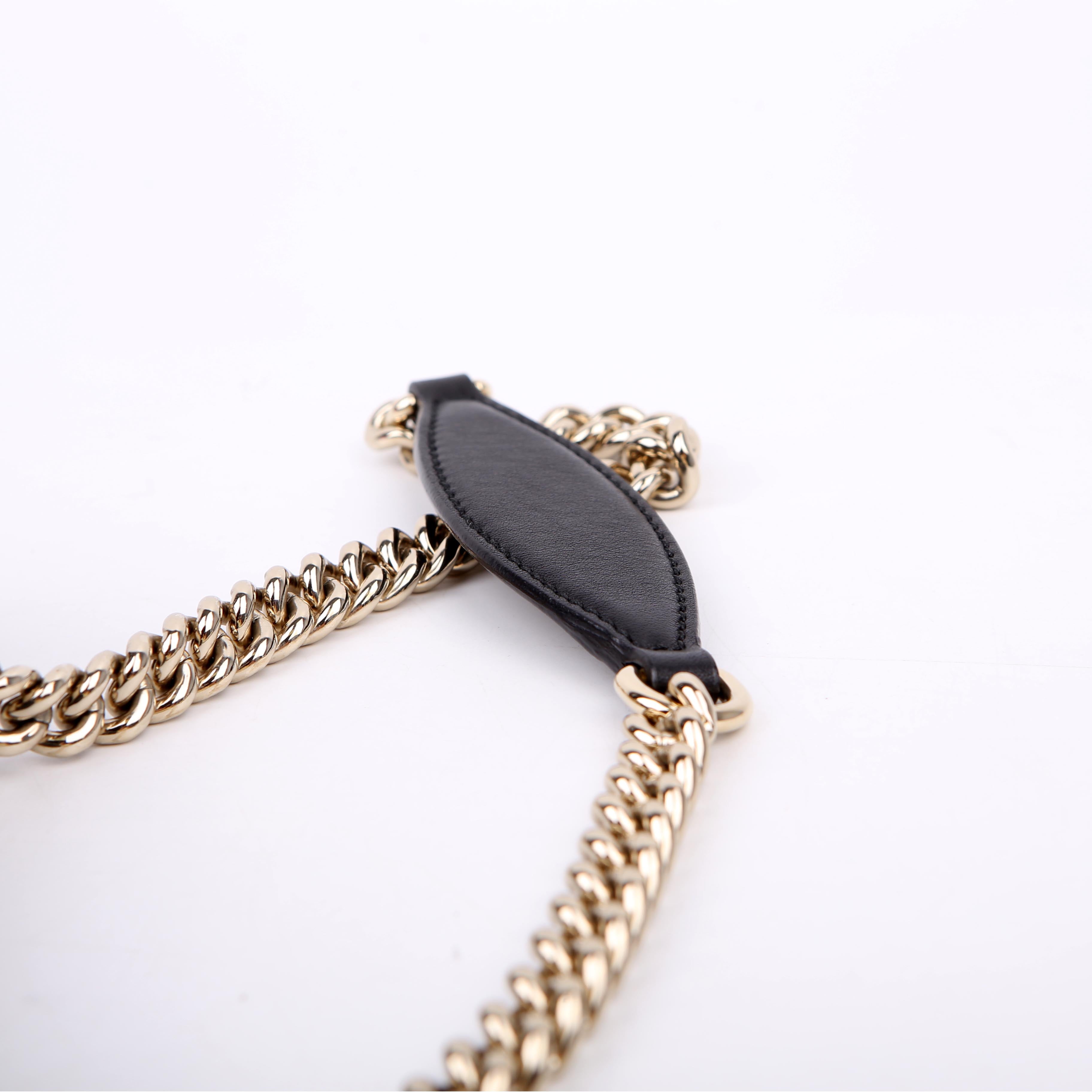 449635 Emily Micro Medium Chain Black