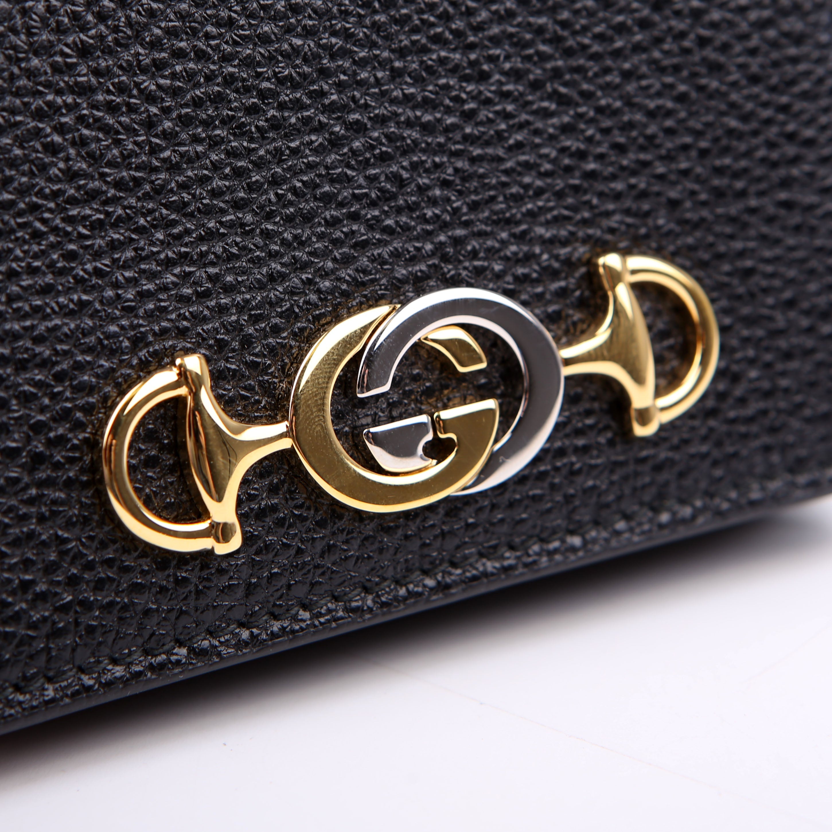 Gucci 570660 Zumi Leather Card Case with Chain Black