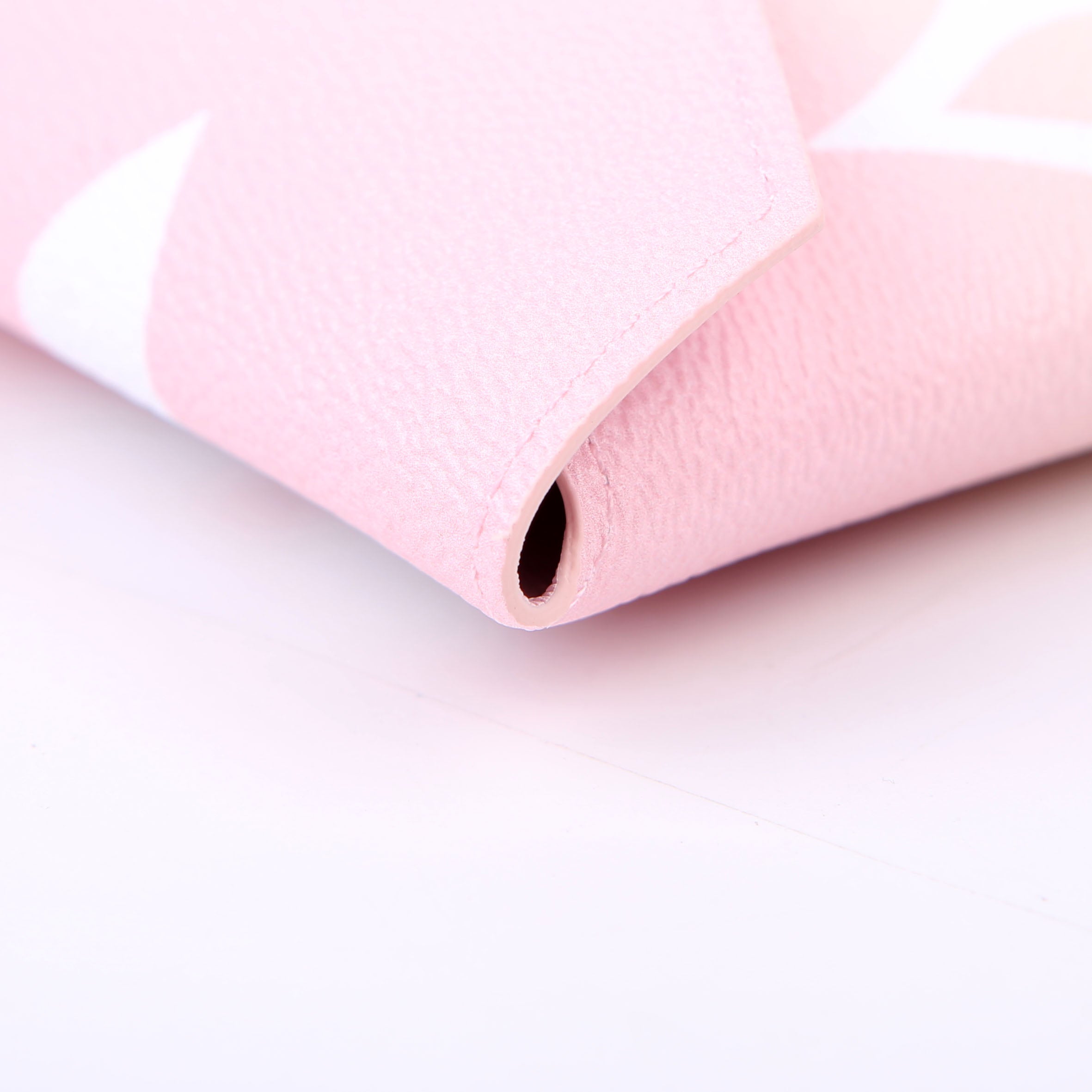 Kirigami Pouch Large By the Pool Pink/Yellow
