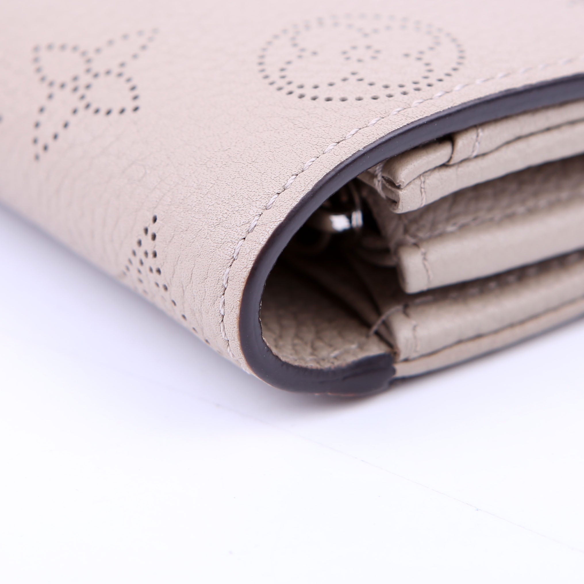 Iris Wallet Mahina Turtledove
