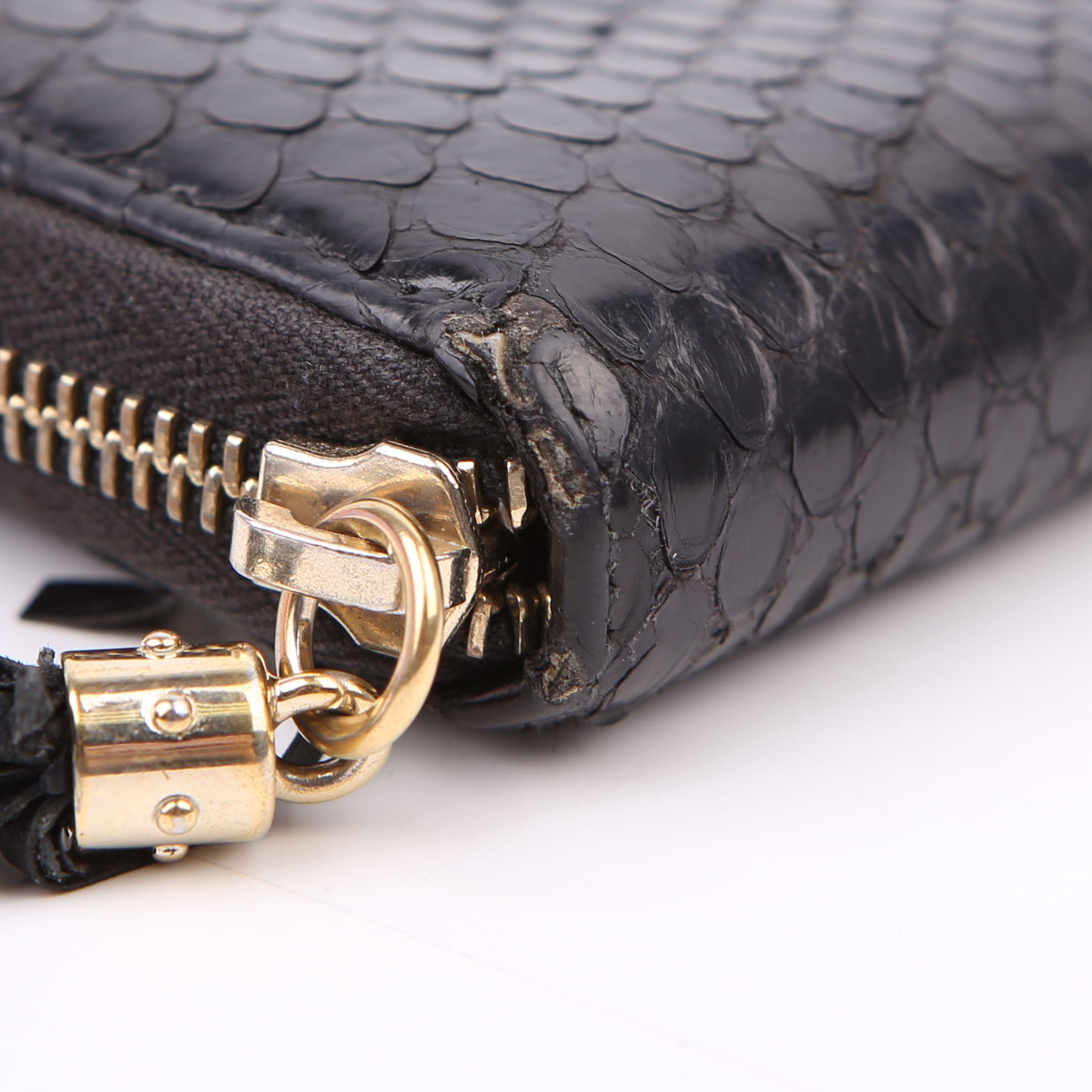 308004 Python Zippy Wallet Black