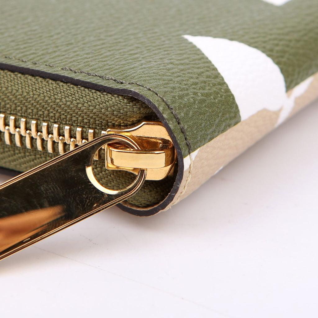 Zippy Wallet Giant Reverse Monogram Green