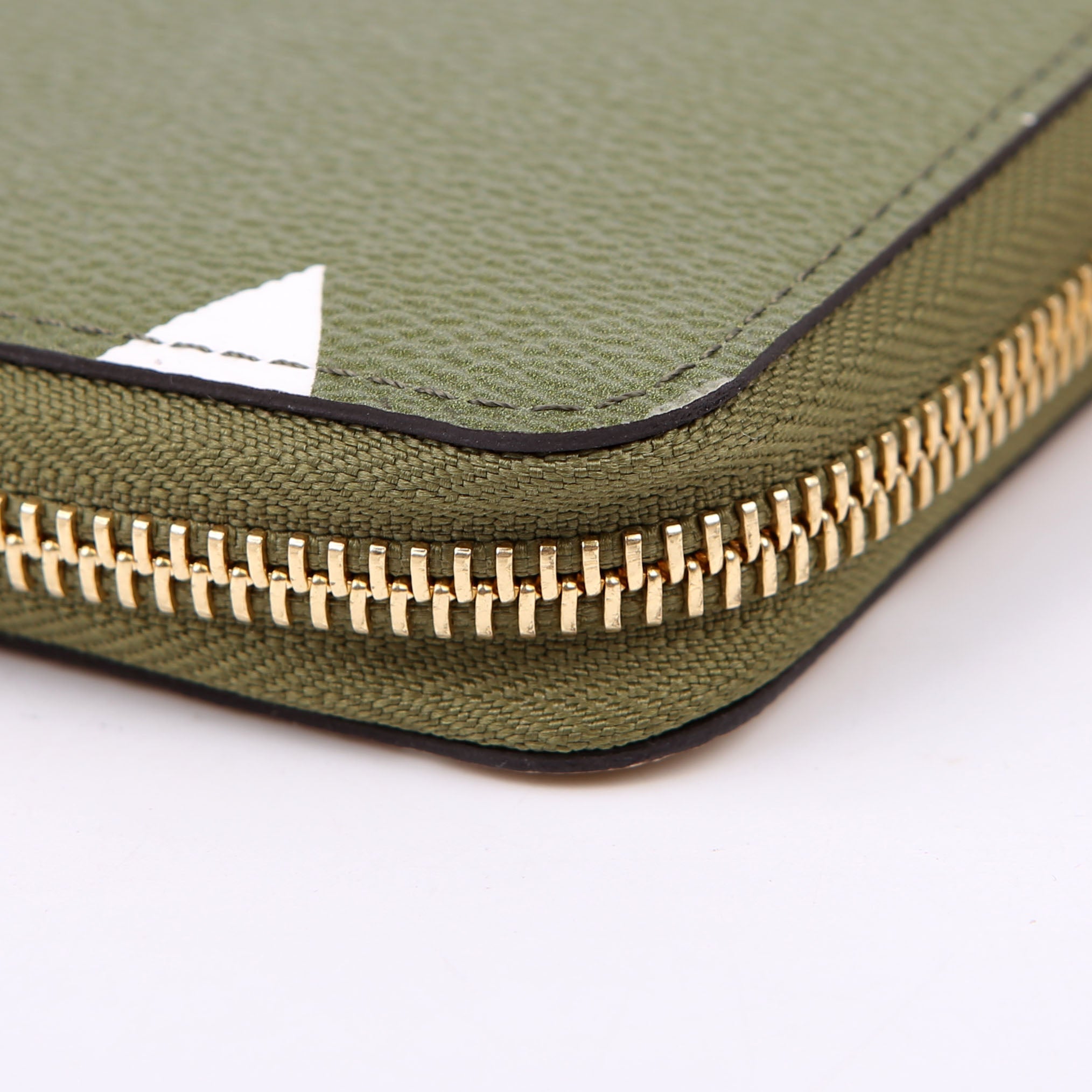 Zippy Wallet Giant Reverse Monogram Green