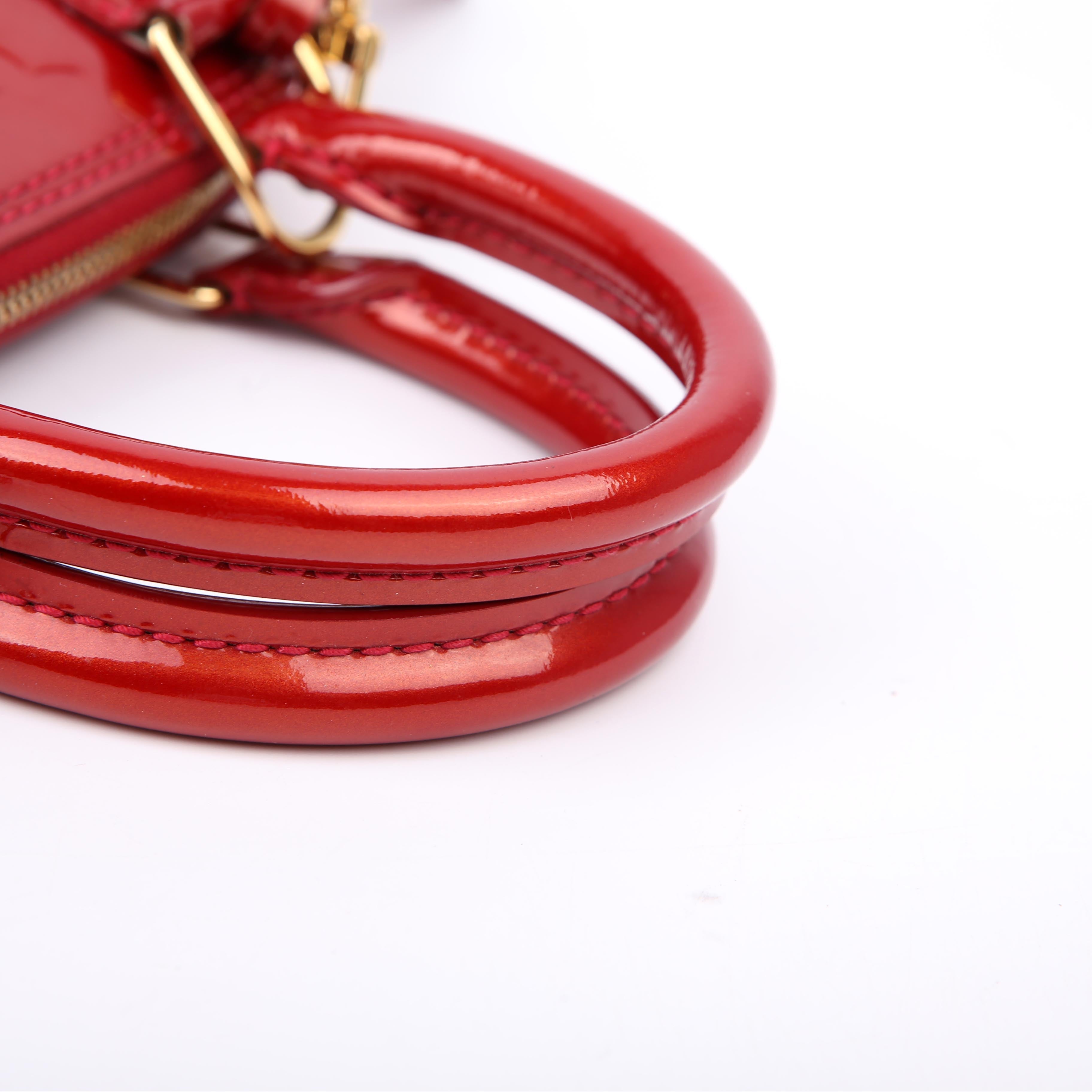 Alma BB Vernis Red
