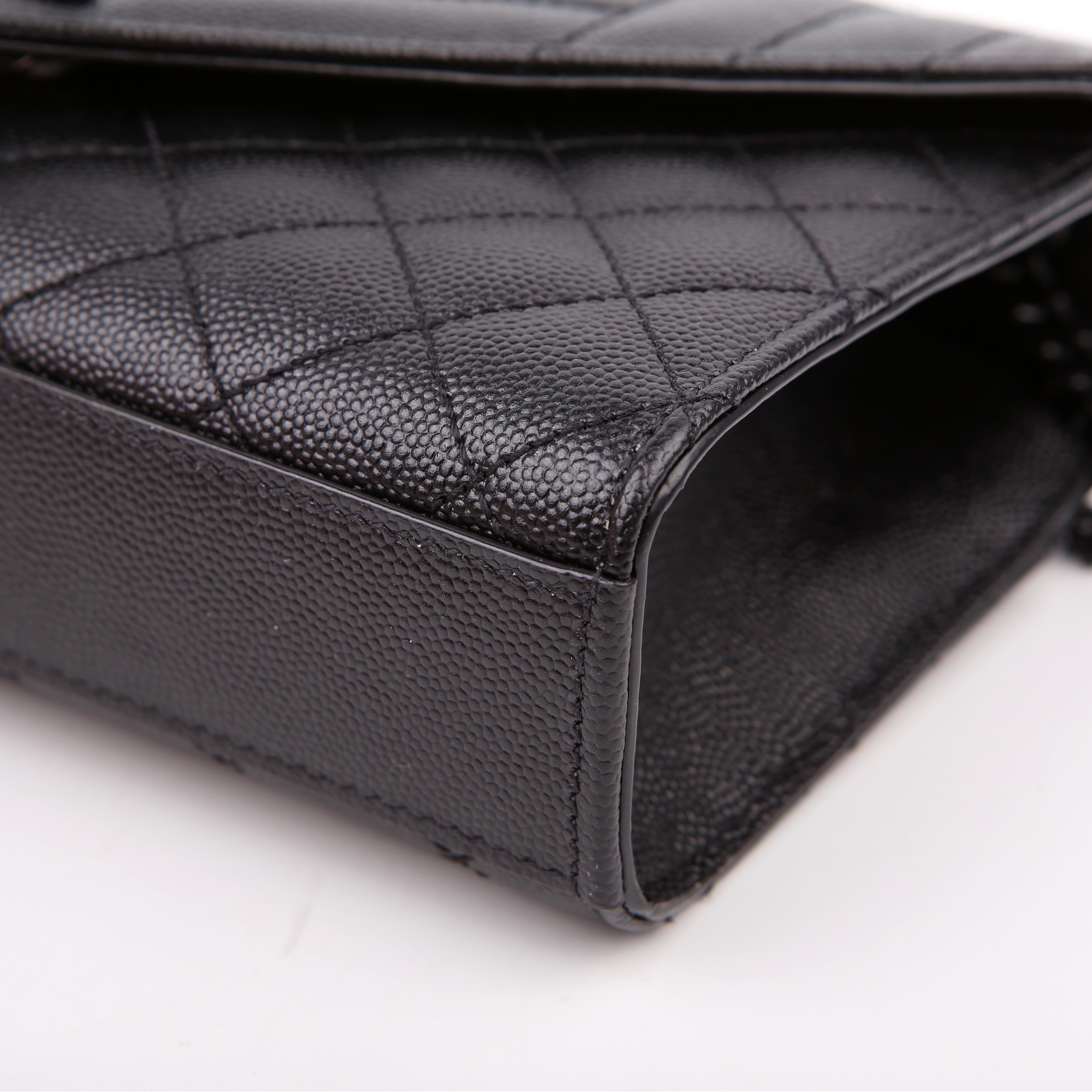 Envelope Small Triquilt Black