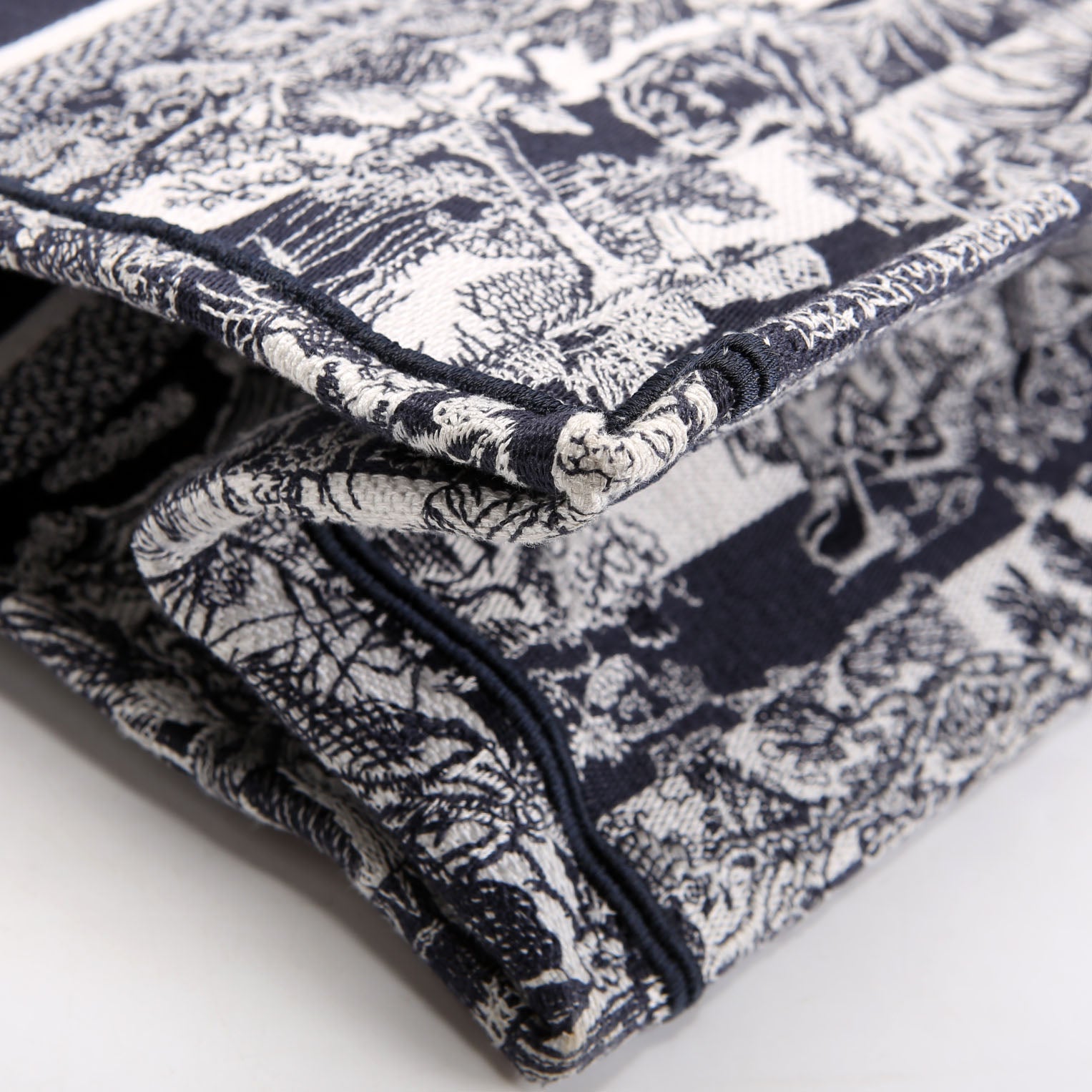 Book Tote Large Blue