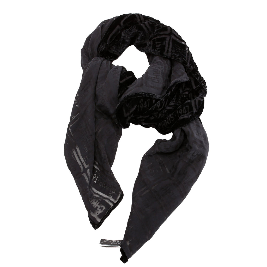 Chris 1947 Velvet Silk 90CM Scarf Black