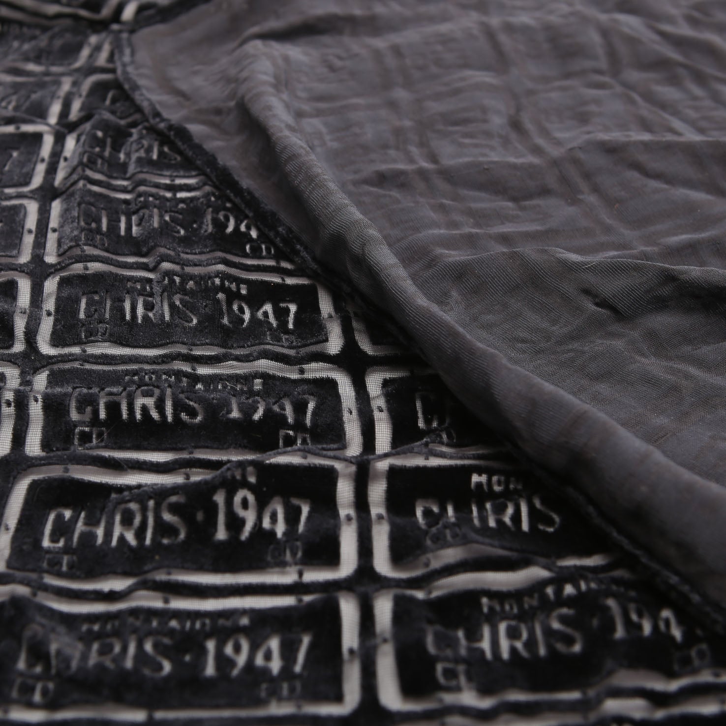 Chris 1947 Velvet Silk 90CM Scarf Black