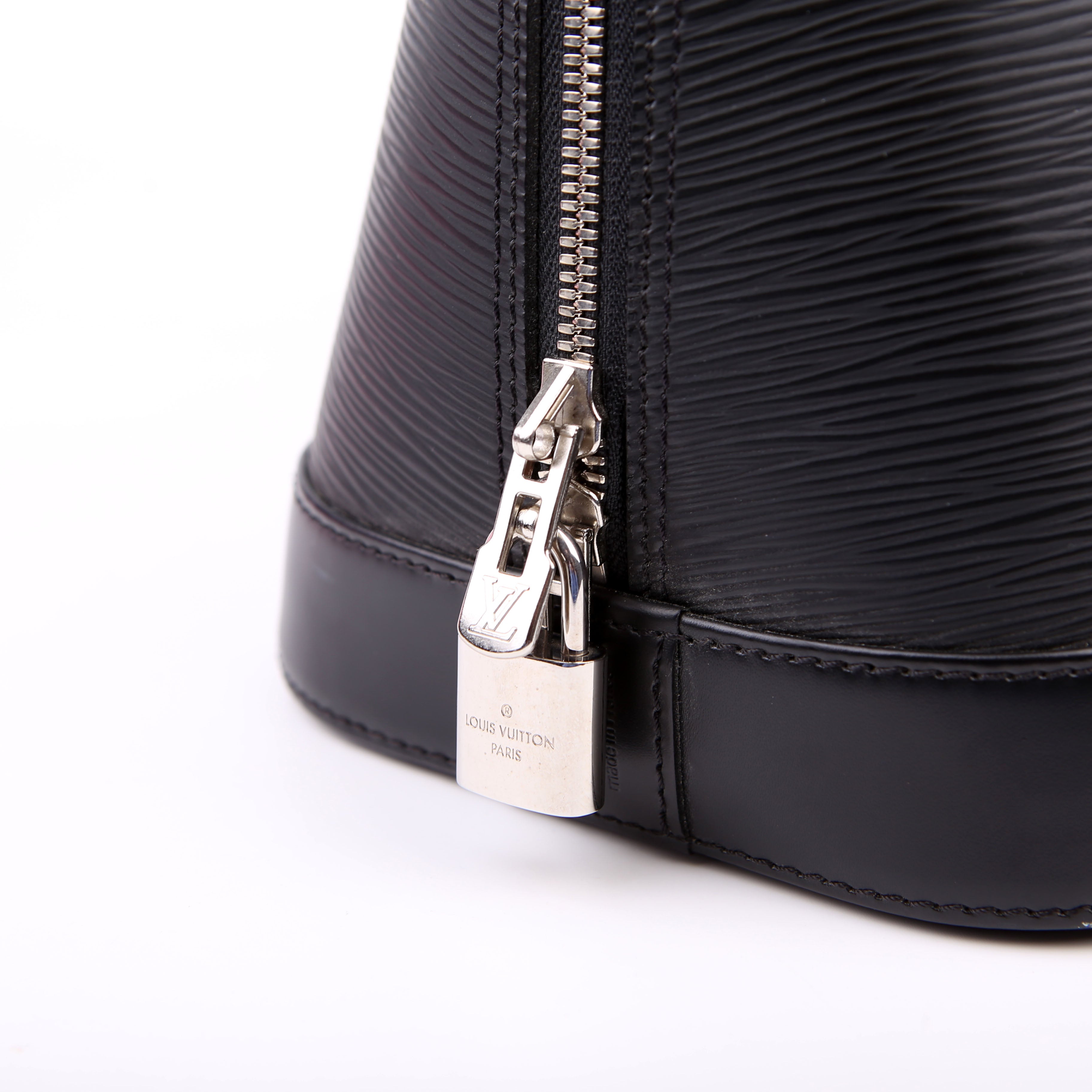 Alma MM NM Epi Black