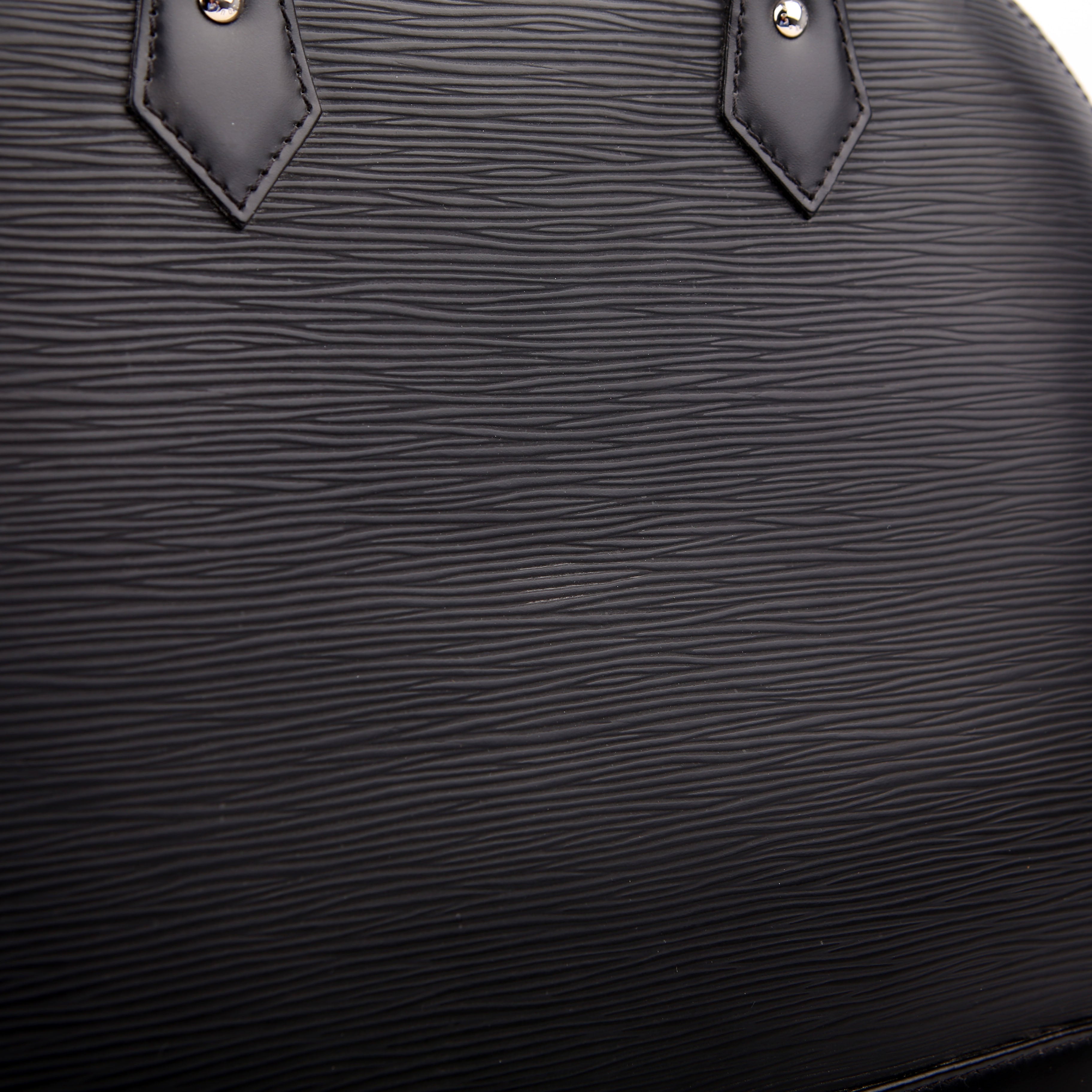 Alma MM NM Epi Black