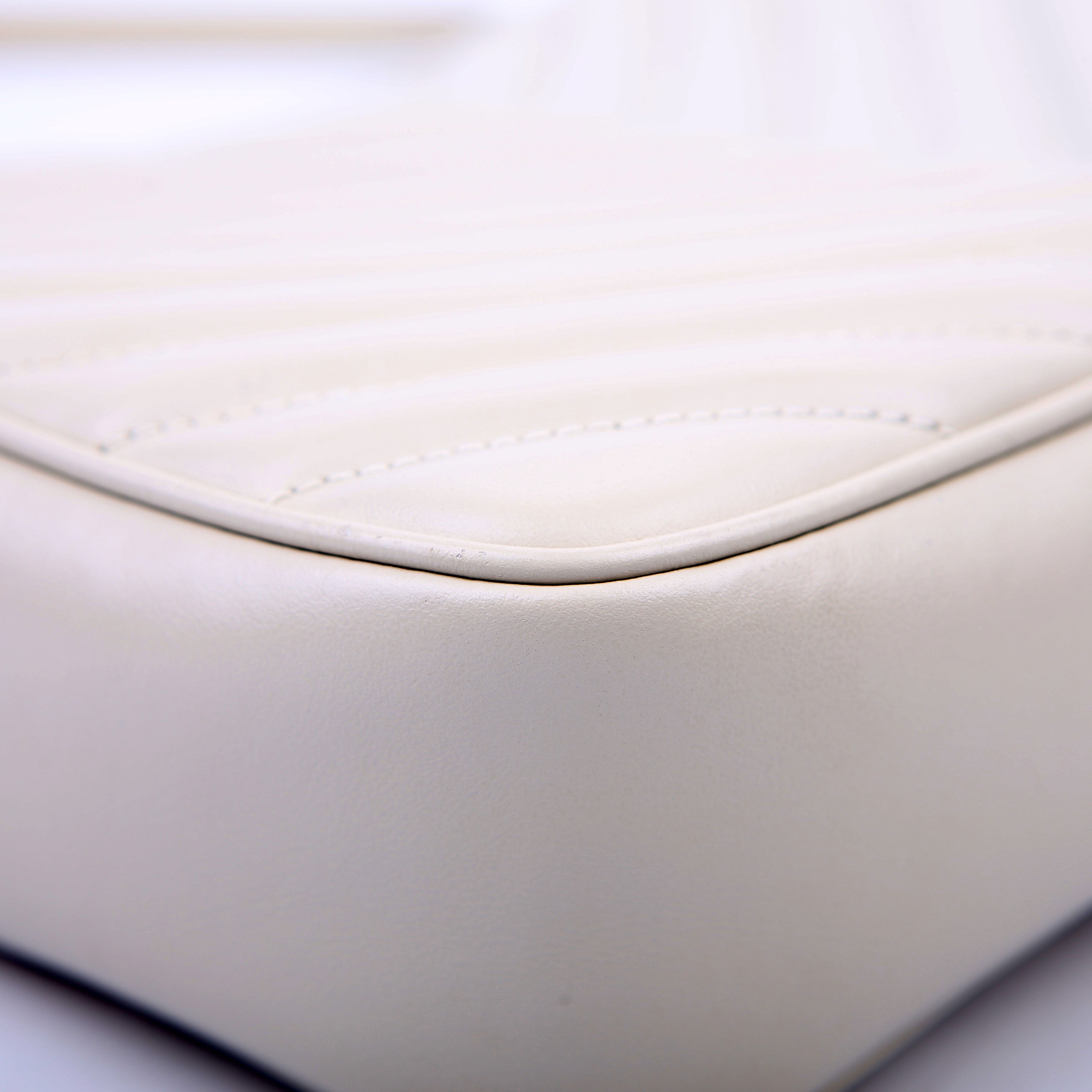 SAINT LAURENT Lou Camera Bag Quilted 612544 White