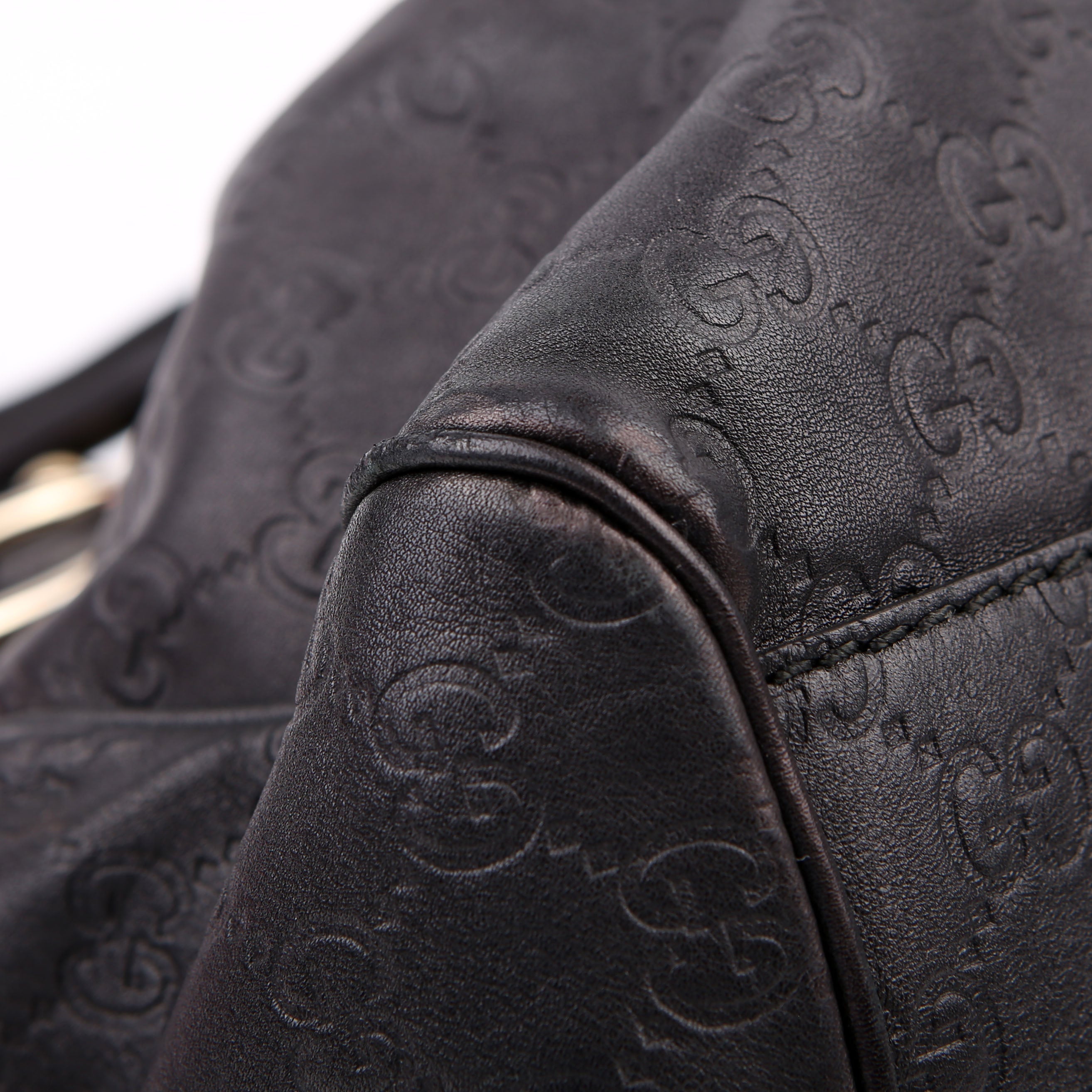 Gucci 211944 Sukey GG Leather Medium Black