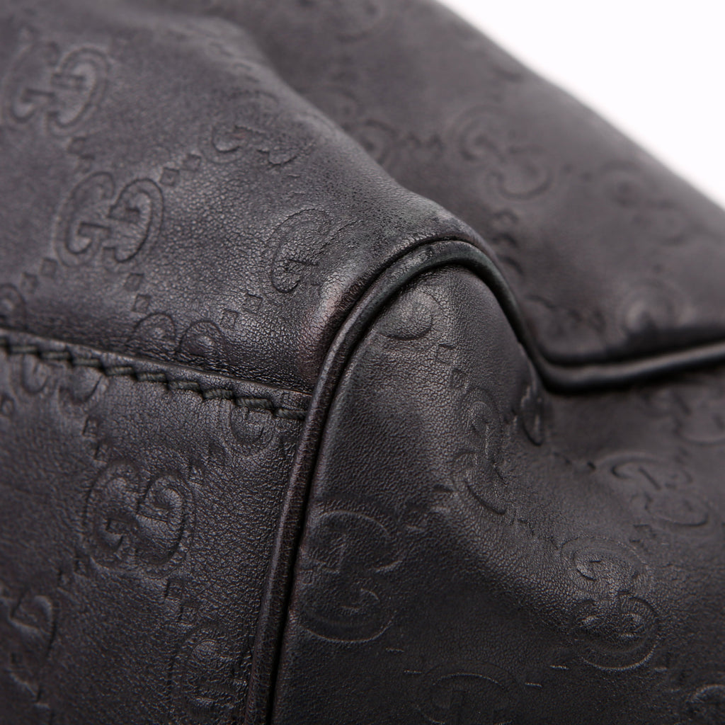 Gucci 211944 Sukey GG Leather Medium Black
