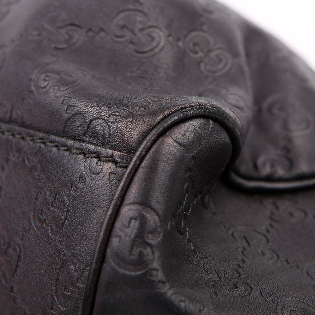 Gucci 211944 Sukey GG Leather Medium Black