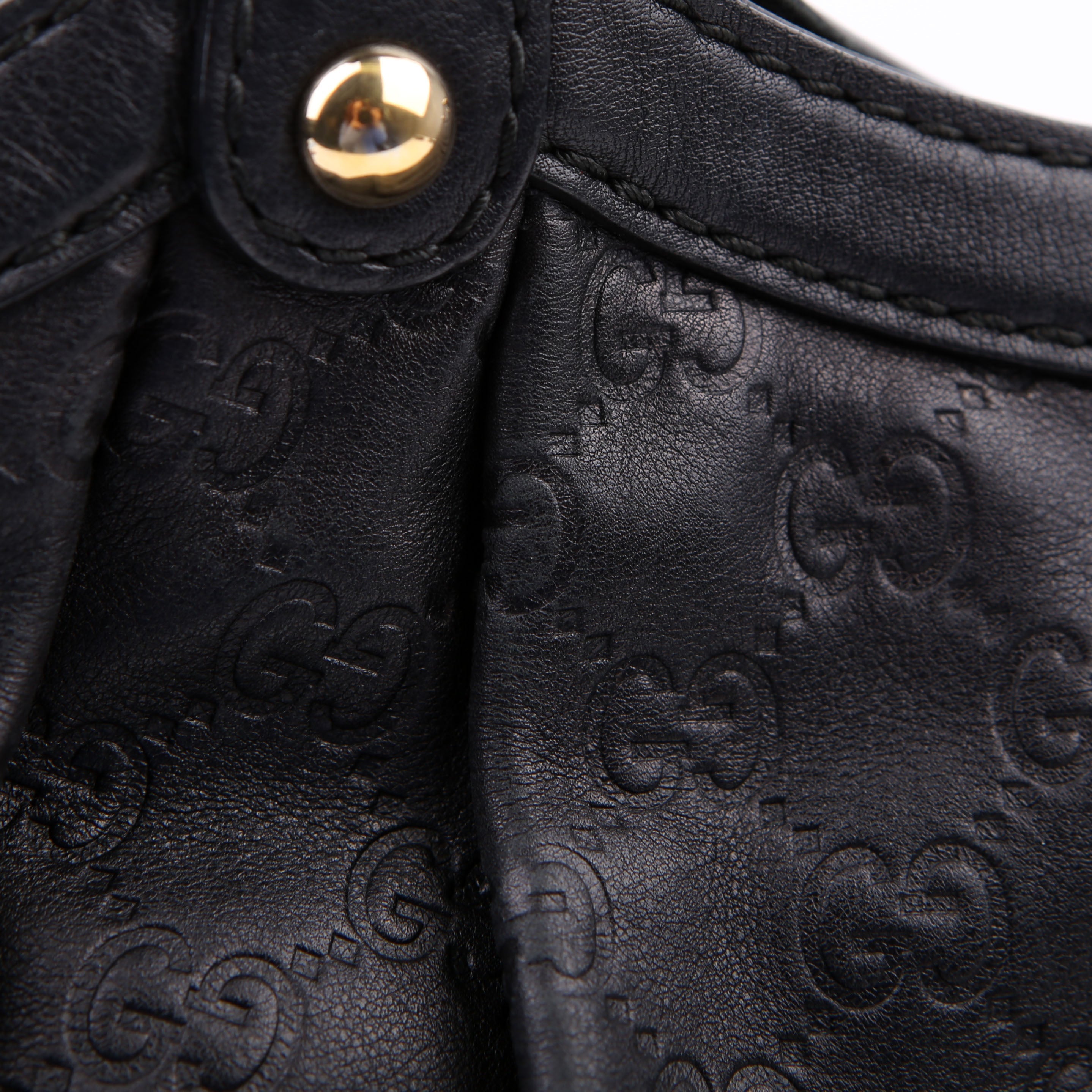 Gucci 211944 Sukey GG Leather Medium Black