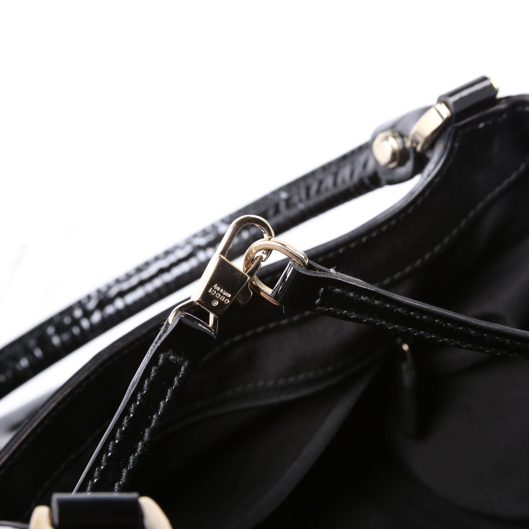 189835 Patent D Ring Large Hobo Black