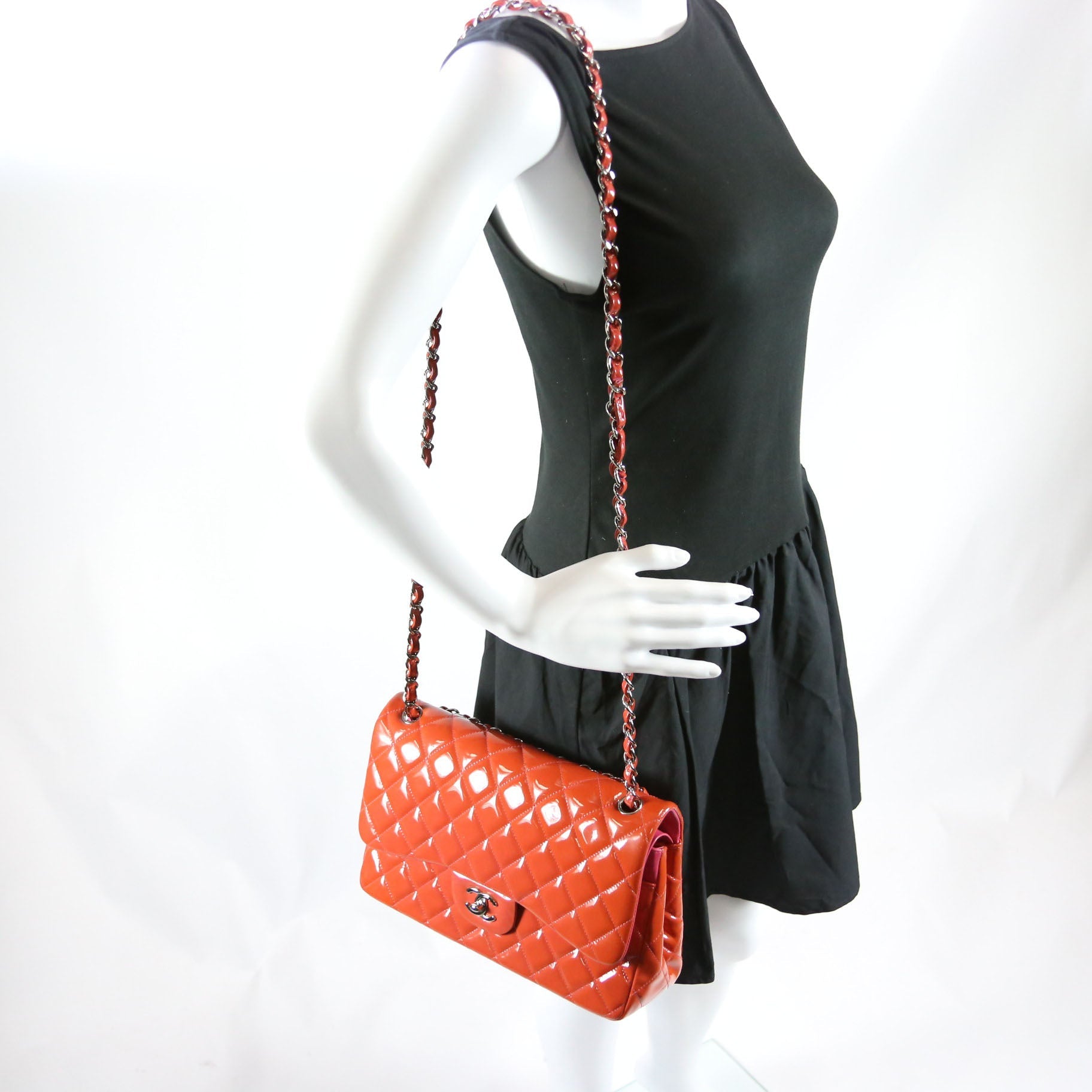 Classic Flap Jumbo Other 19M Red/Pink