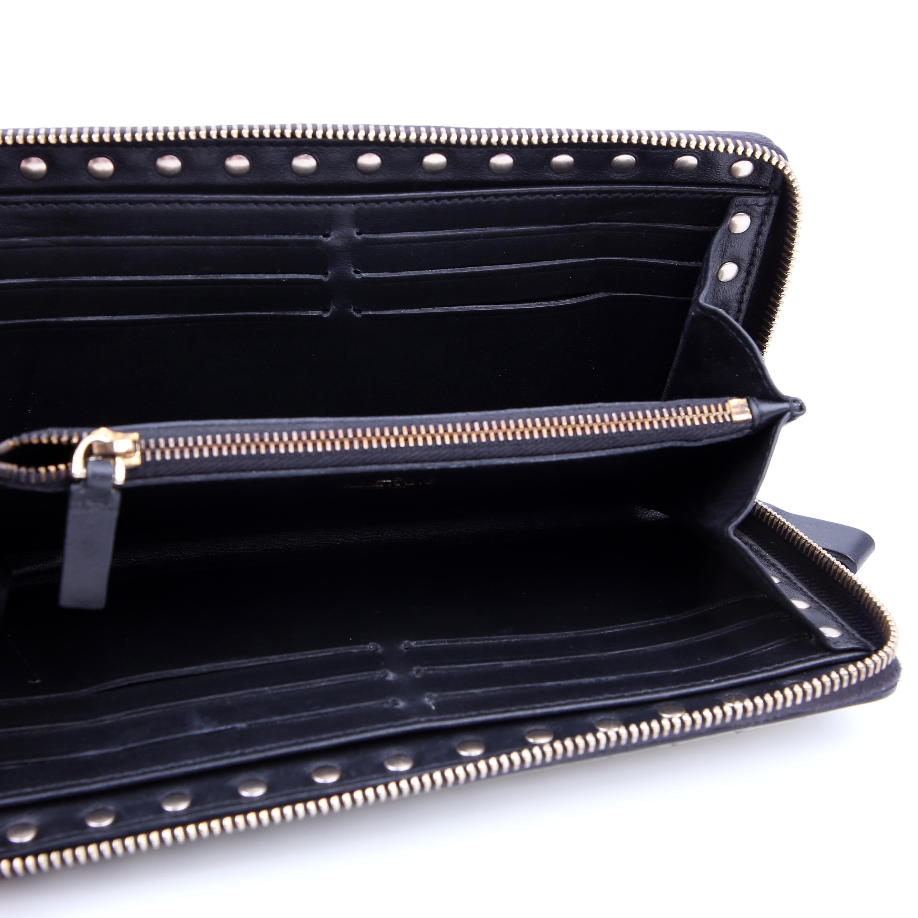 Rockstud Zip Around Wallet White/Black