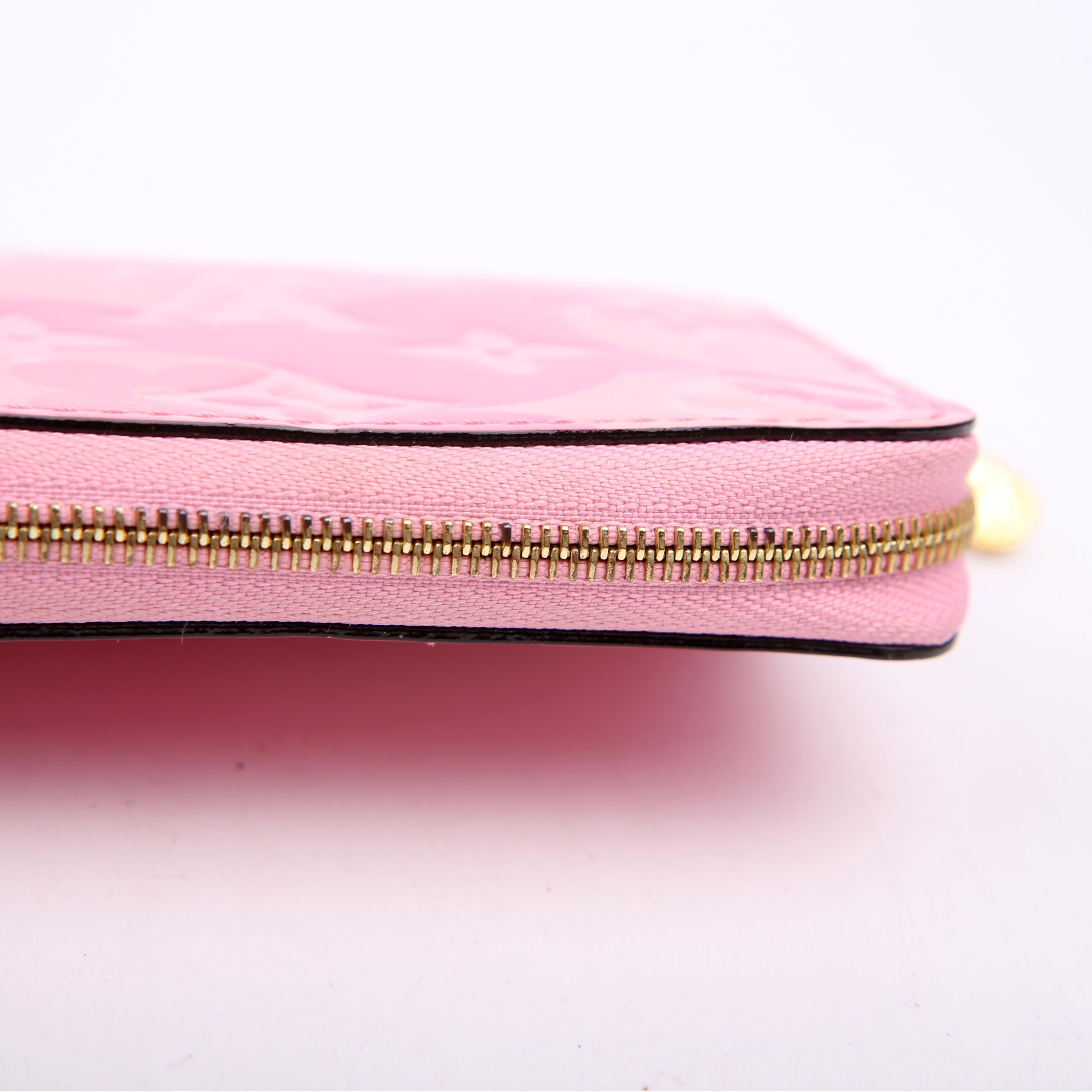 Zippy Coin Purse Valentine Vernis Pink