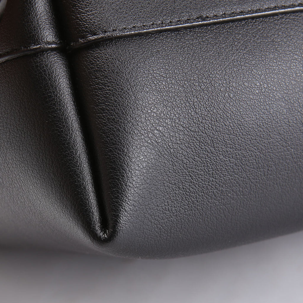 Shopping Bag East/West Supple Leather 600281 Black
