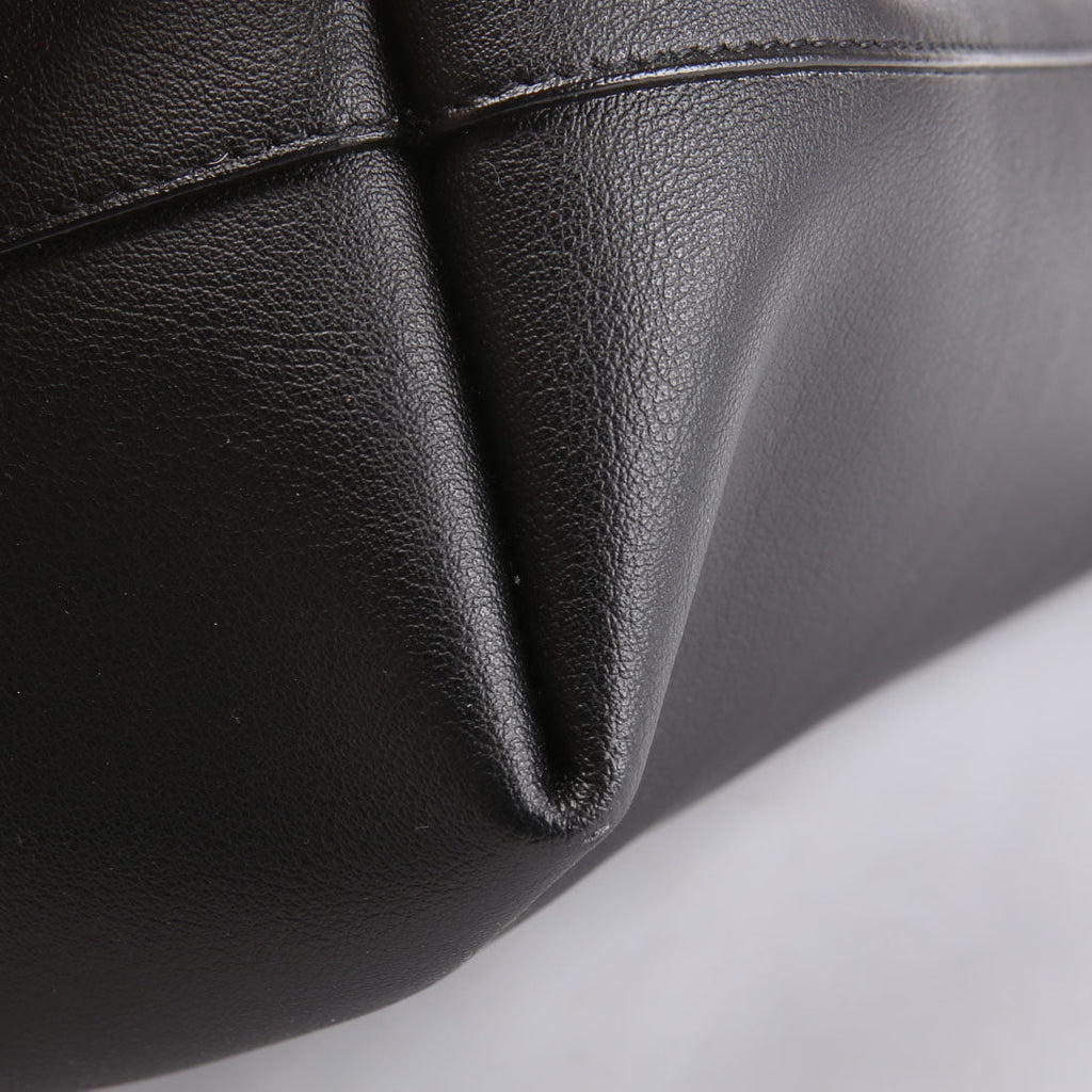 Shopping Bag East/West Supple Leather 600281 Black