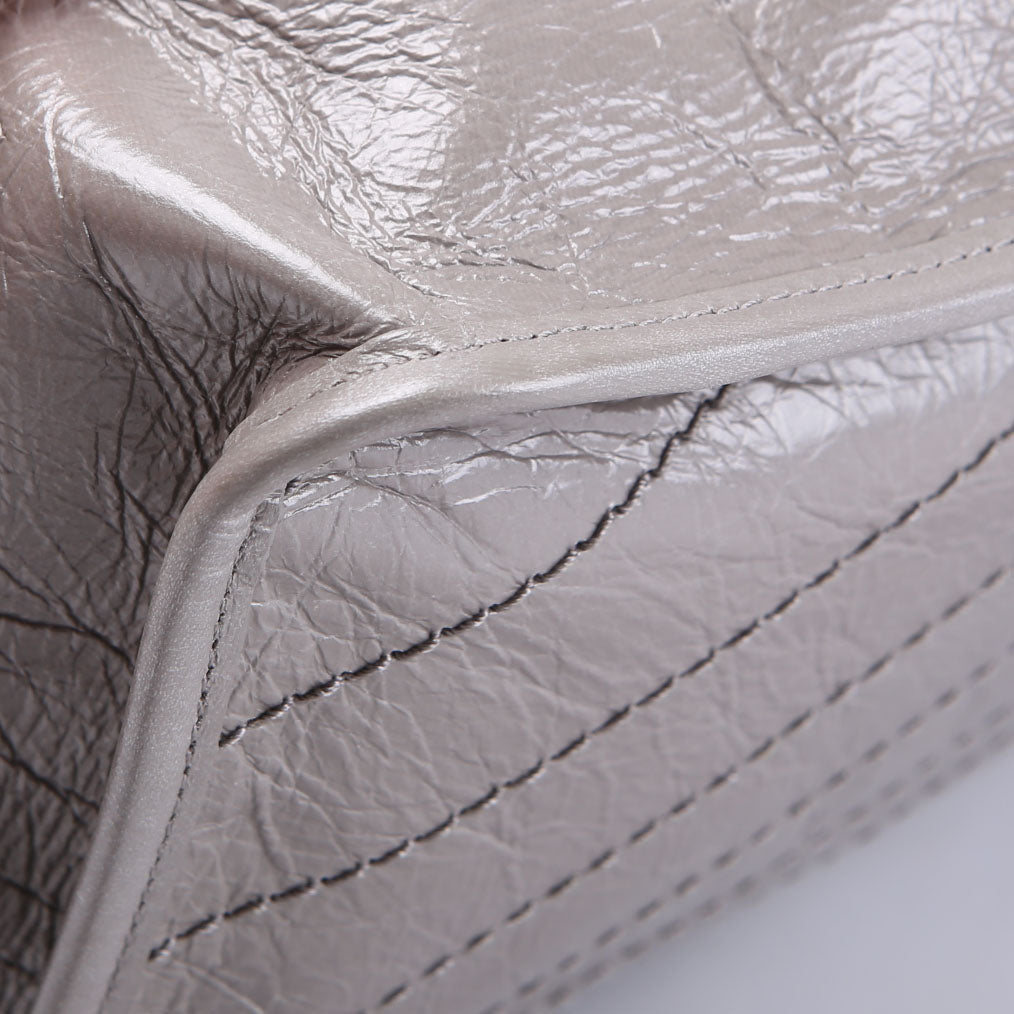 Niki Medium Crinkle Leather 498894 Gray